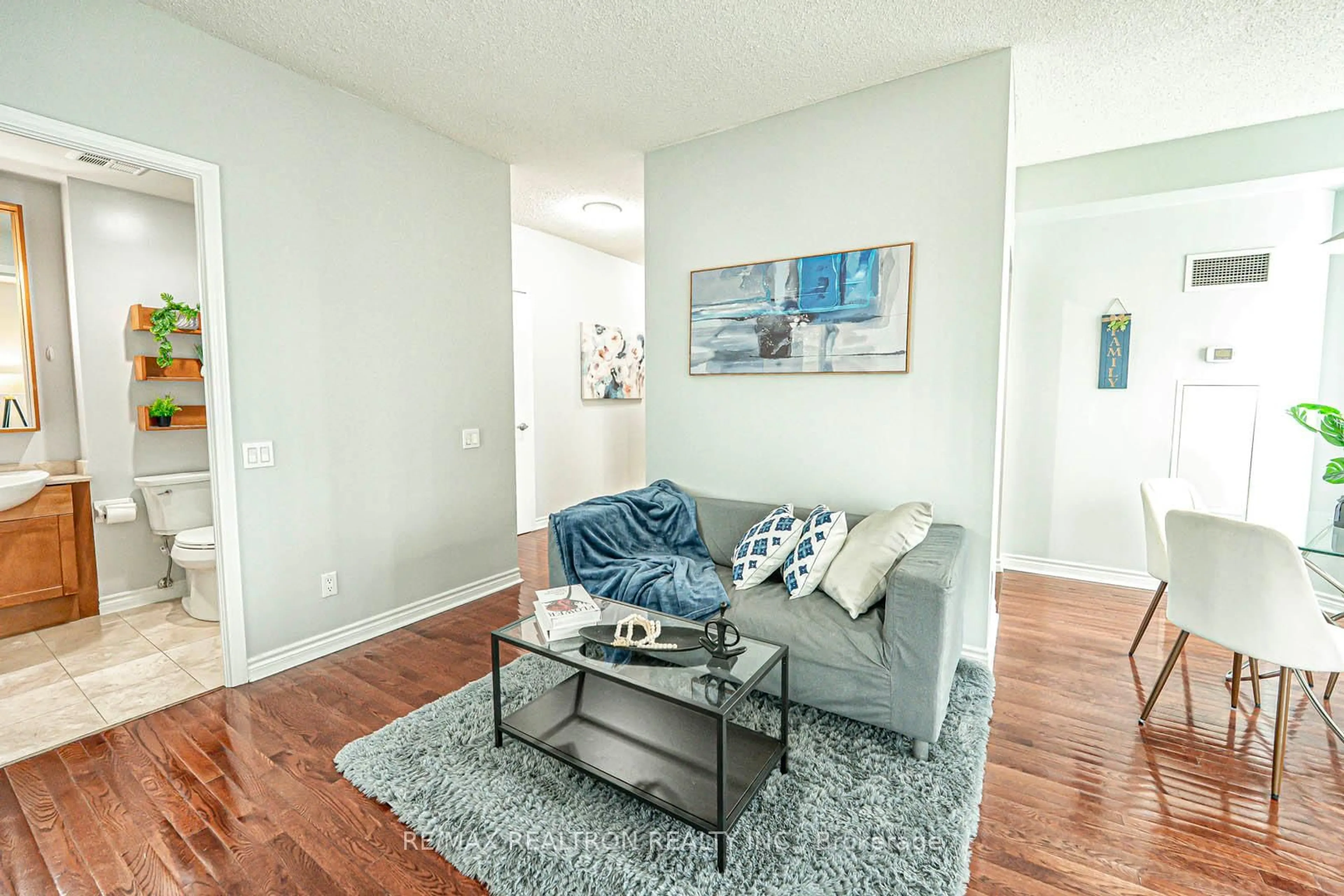Living room with furniture, unknown for 60 Byng Ave #811, Toronto Ontario M2N 4K3