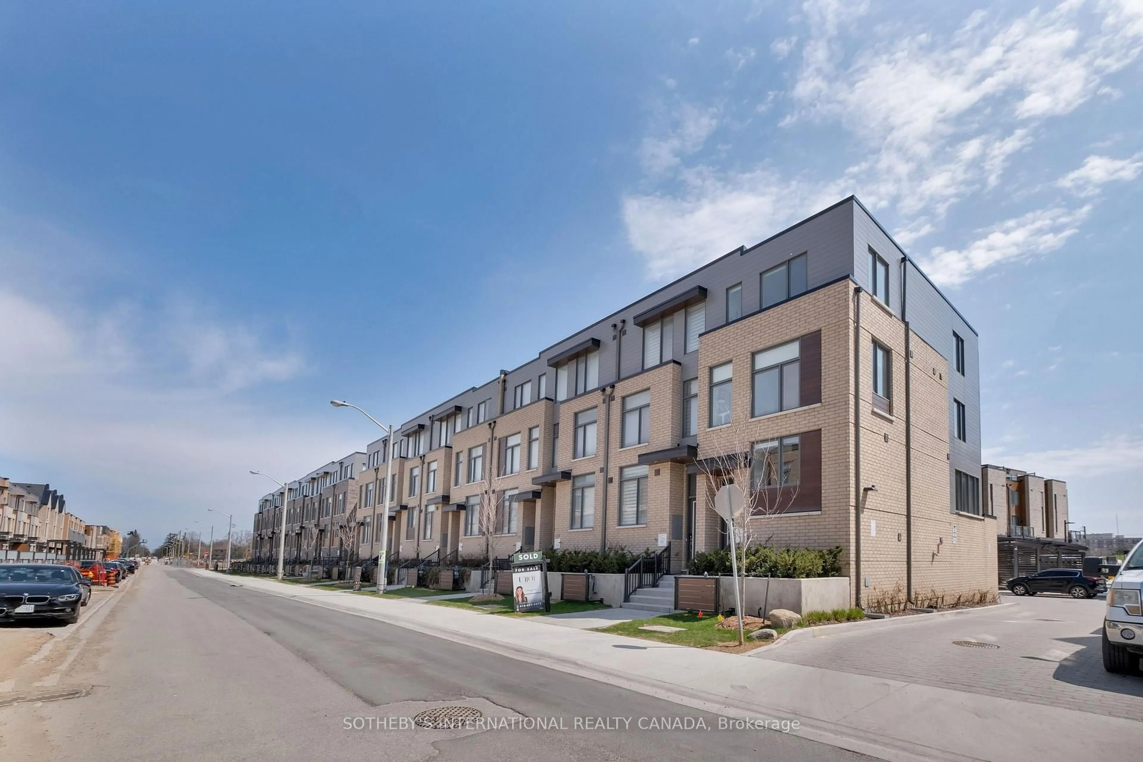 Unknown for 141 Green Gardens Blvd, Toronto Ontario M6A 0E3