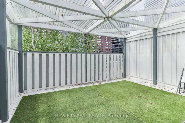 Additional property image - 242 George St