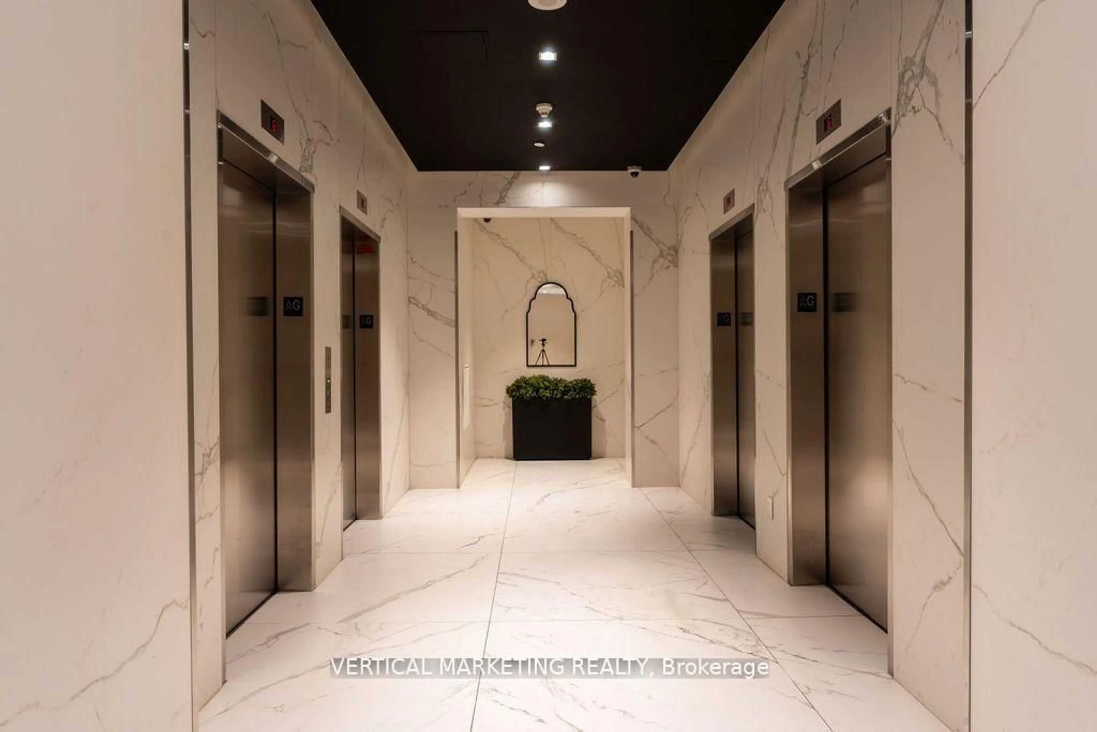 Indoor foyer for 11 Brunel Crt #4208, Toronto Ontario M5V 3Y3