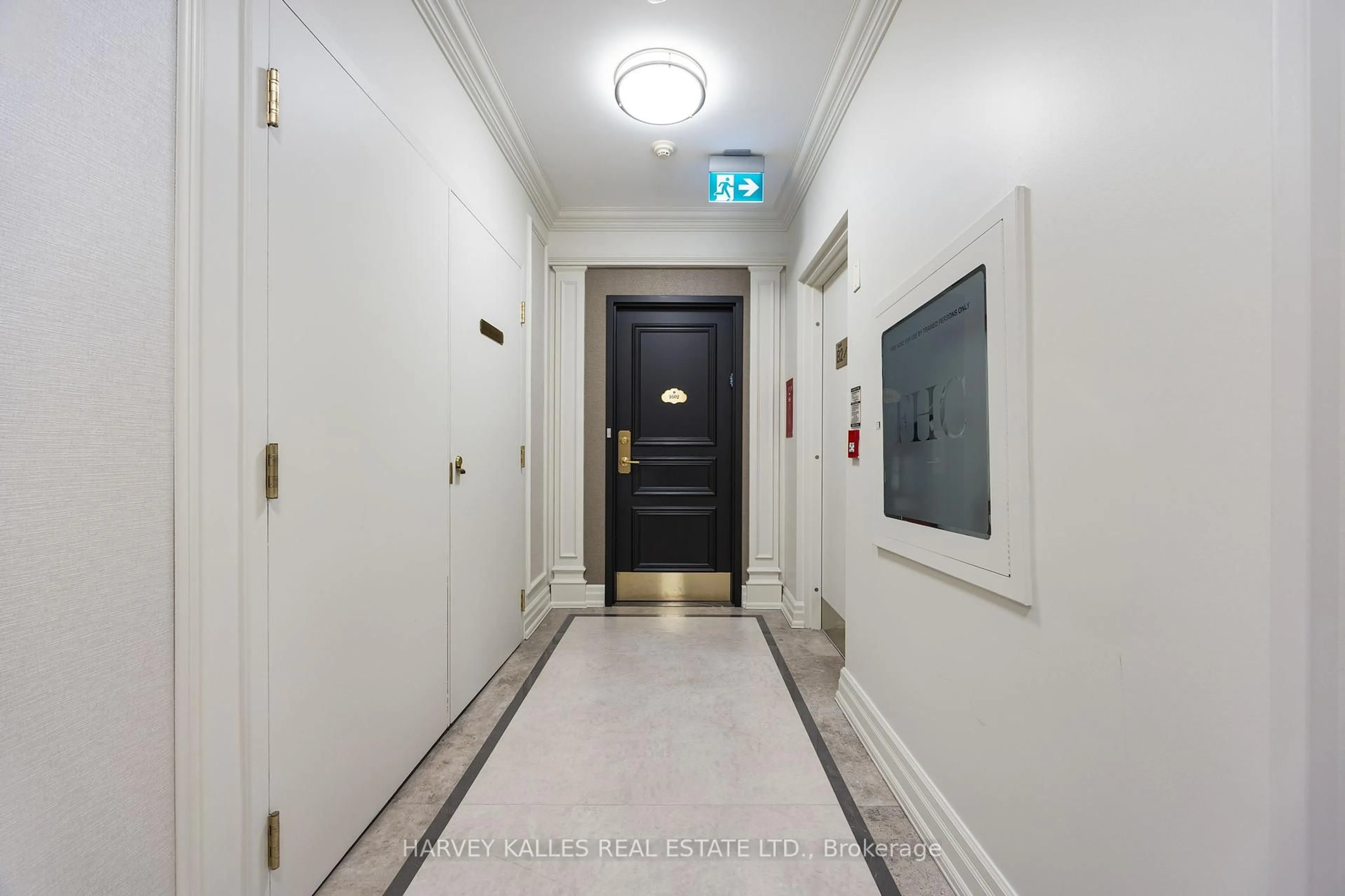Indoor foyer for 660 Sheppard Ave #1602B, Toronto Ontario M2K 3E5