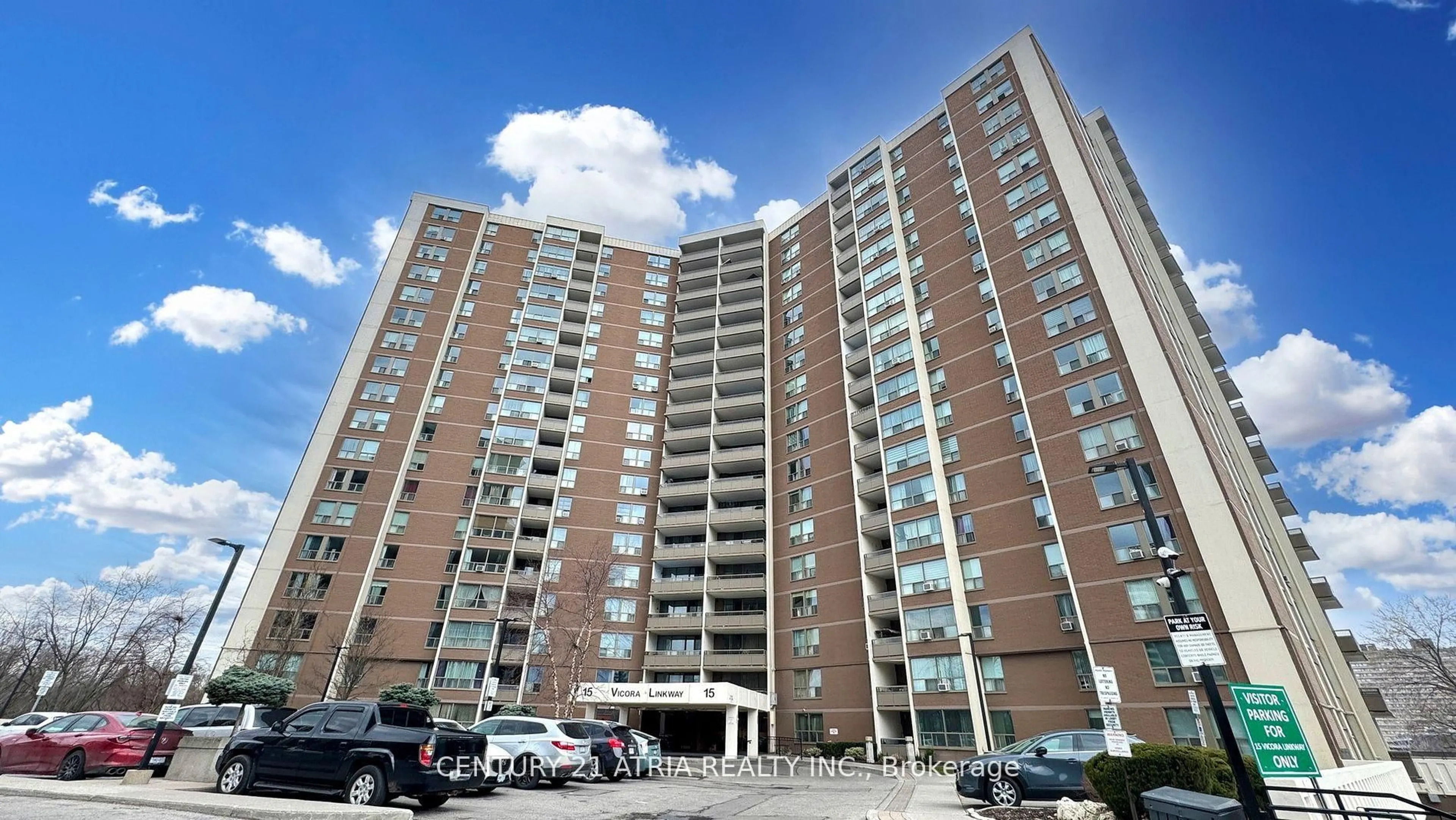 Indoor foyer for 15 Vicora Linkway #108, Toronto Ontario M3C 1A7