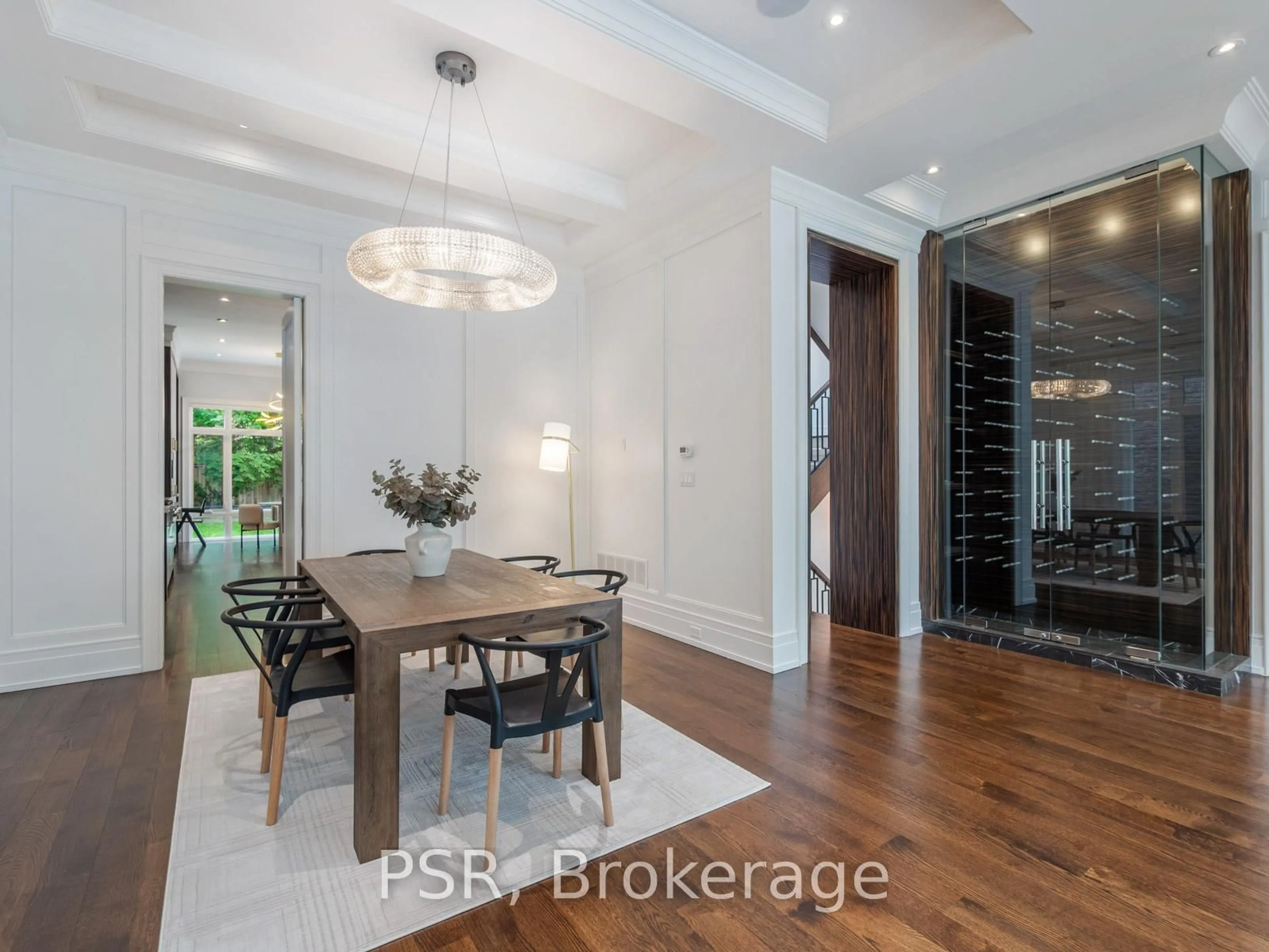 Unknown for 26 Strathearn Blvd, Toronto Ontario M5P 1S7