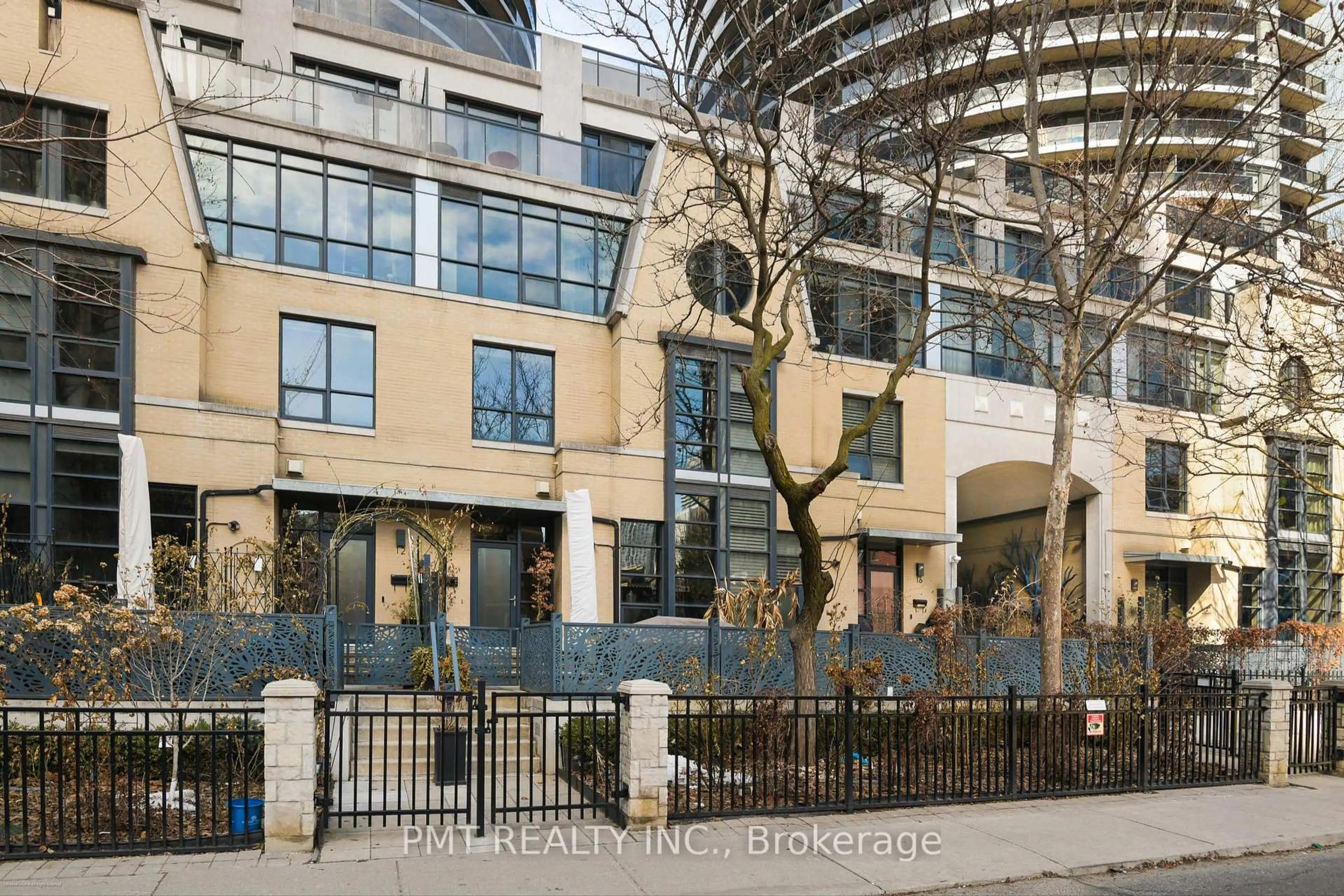 Unknown for 14 Granby St, Toronto Ontario M5B 2J5
