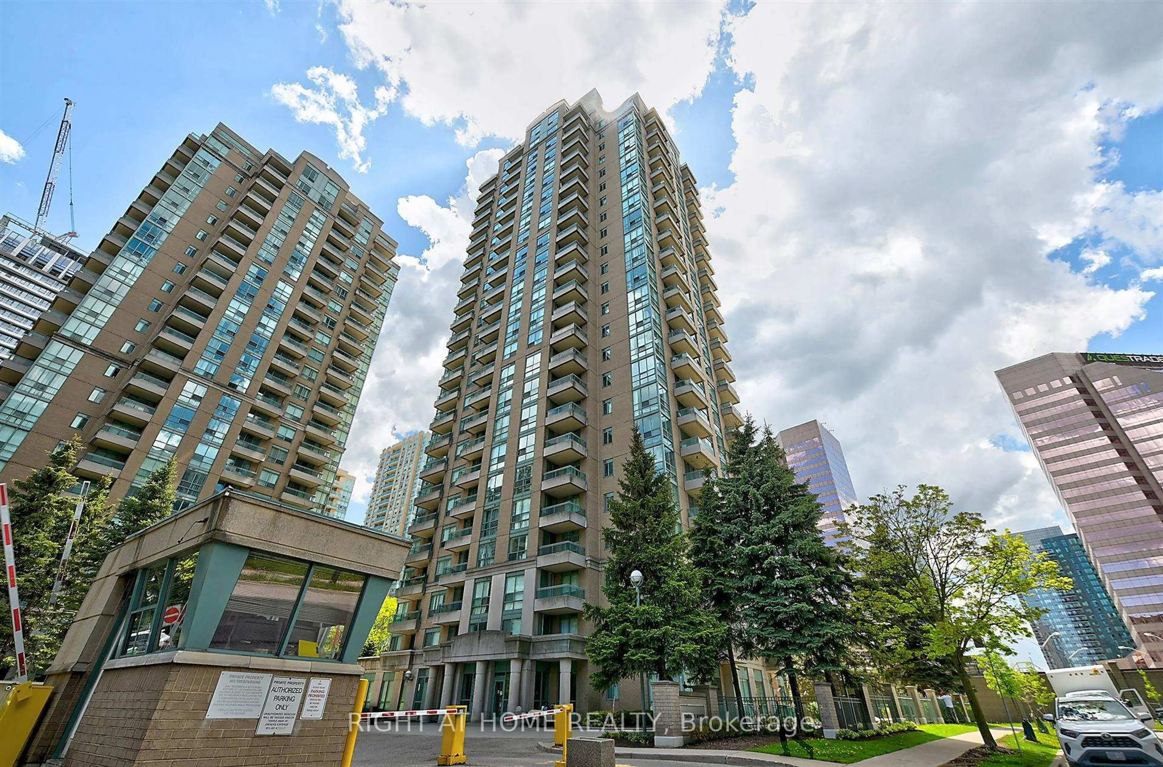 Unknown for 1 Pemberton Ave #903, Toronto Ontario M2M 4K9