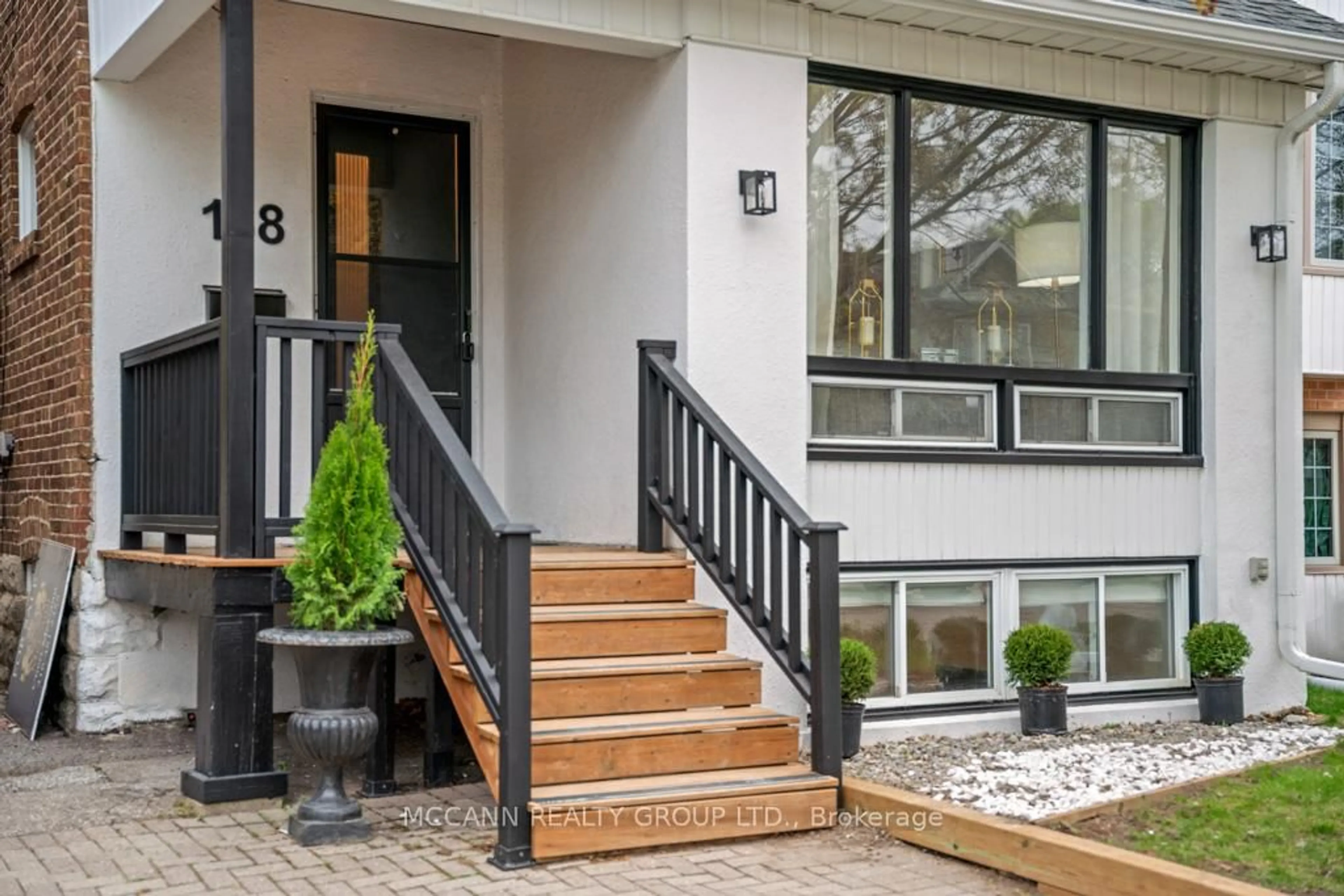 Unknown for 168 Roslin Ave, Toronto Ontario M4N 1Z6
