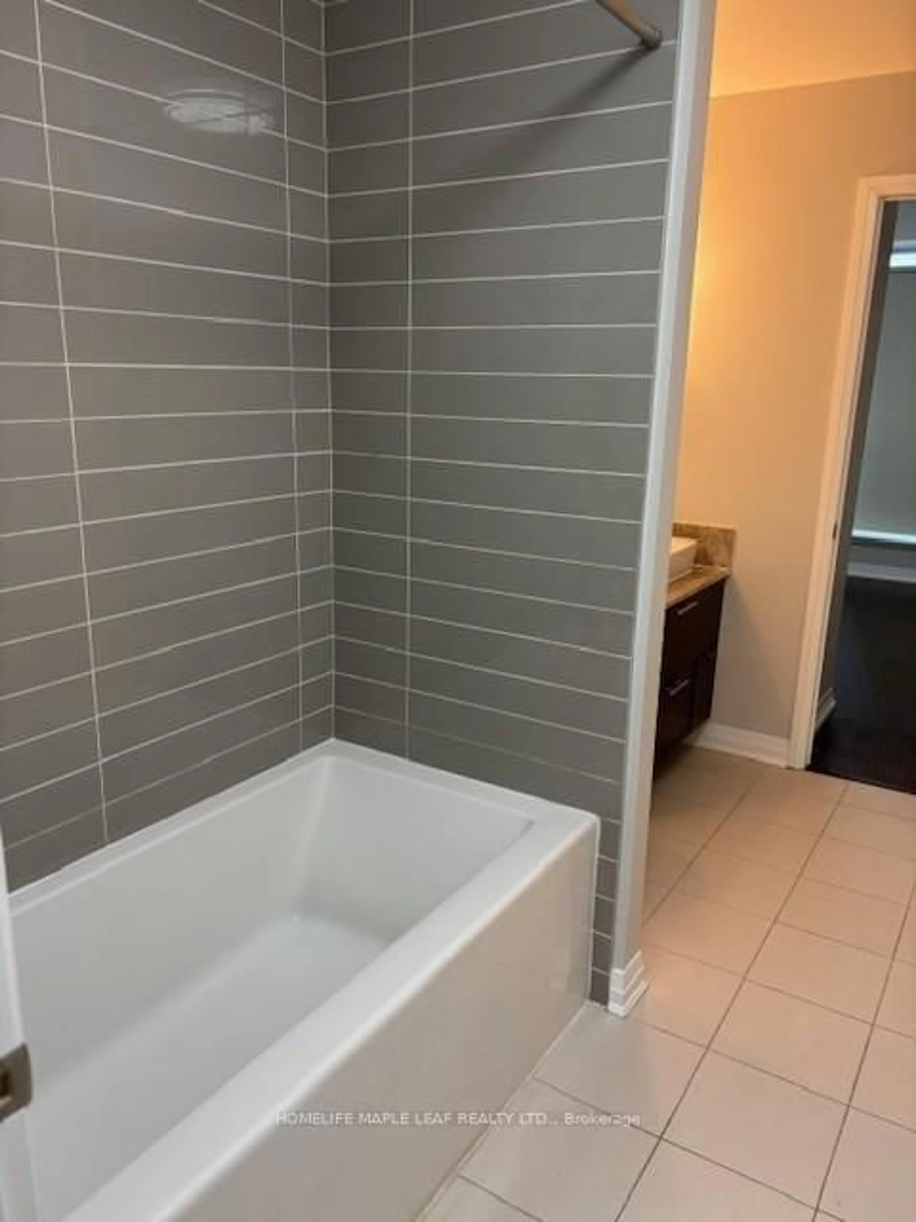 Contemporary bathroom, ceramic/tile floor for 8 Mercer St #519, Toronto Ontario M5V 0C4