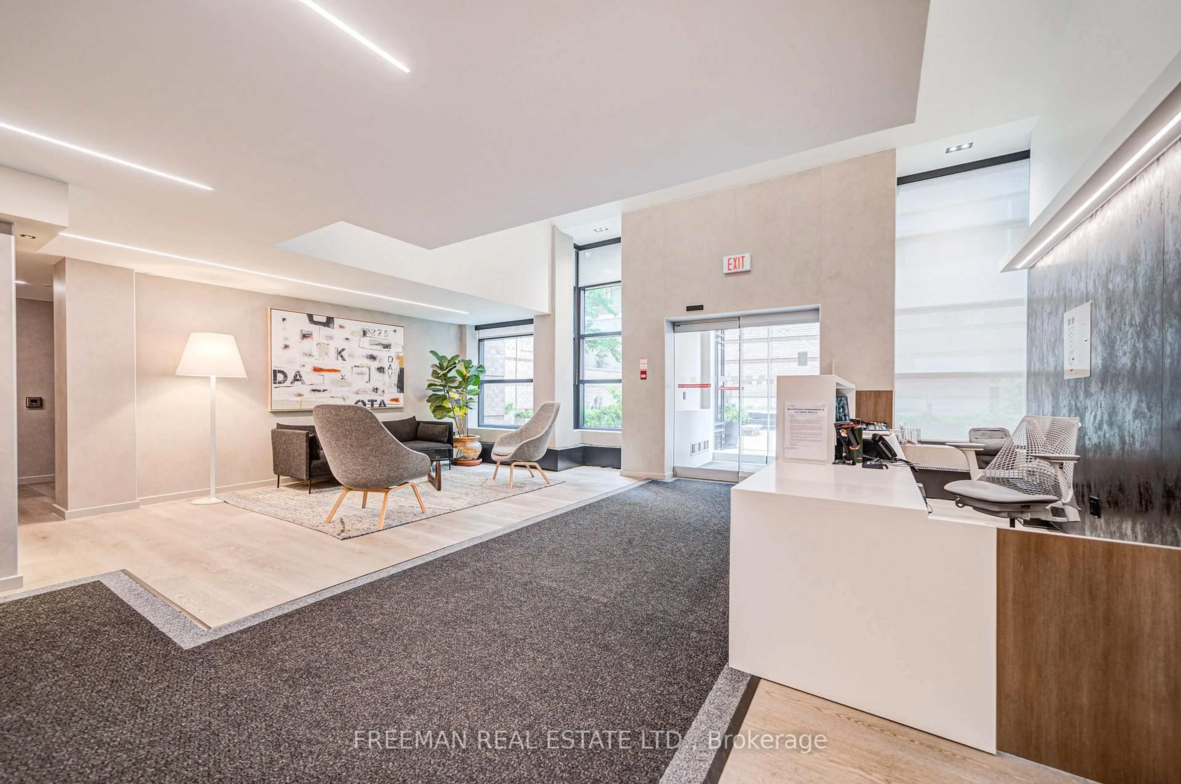 Unknown for 225 Davenport Rd #512, Toronto Ontario M5R 1J3