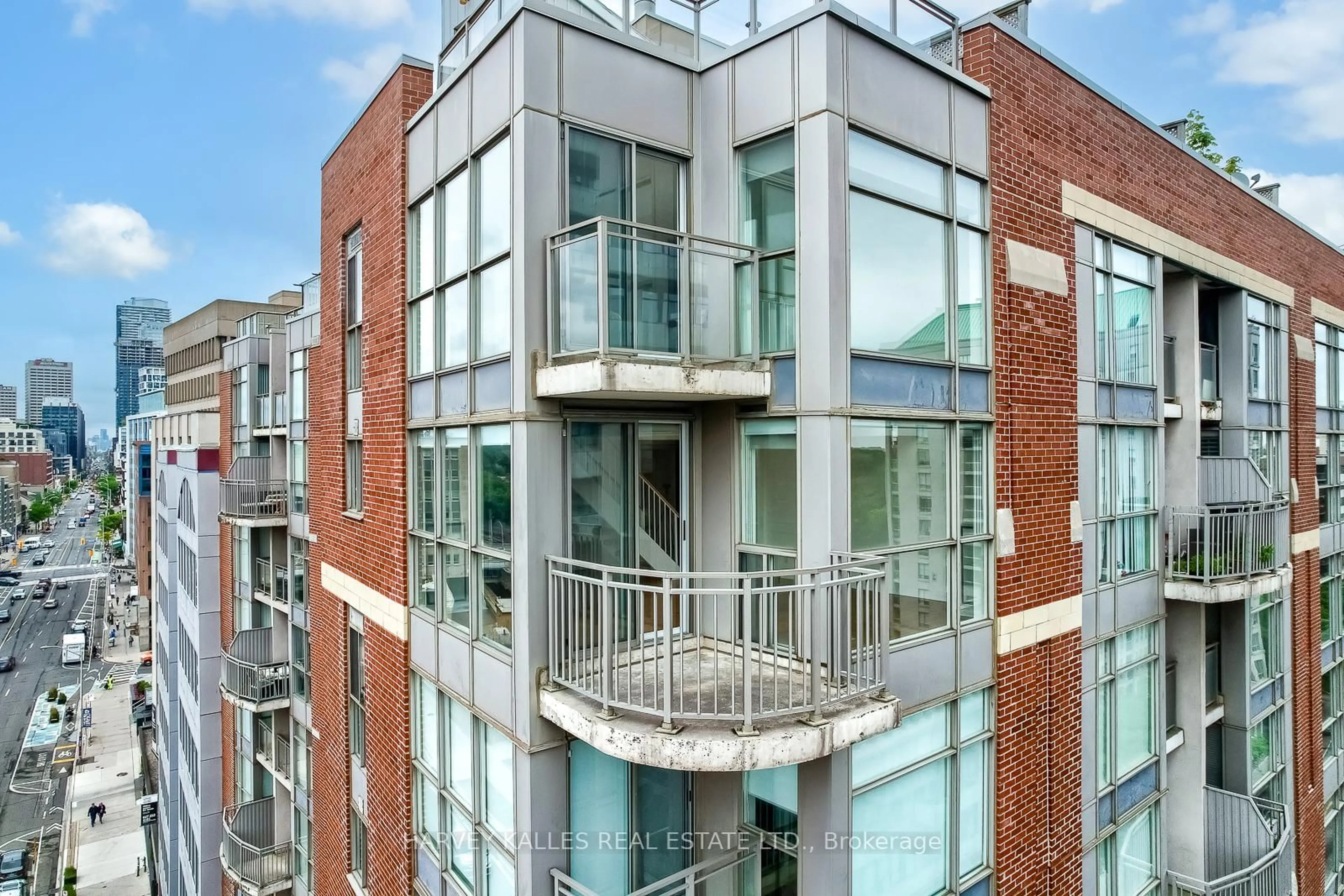 Balcony in the apartment, city buildings view from balcony for 18 Merton St #1109, Toronto Ontario M4S 3G9
