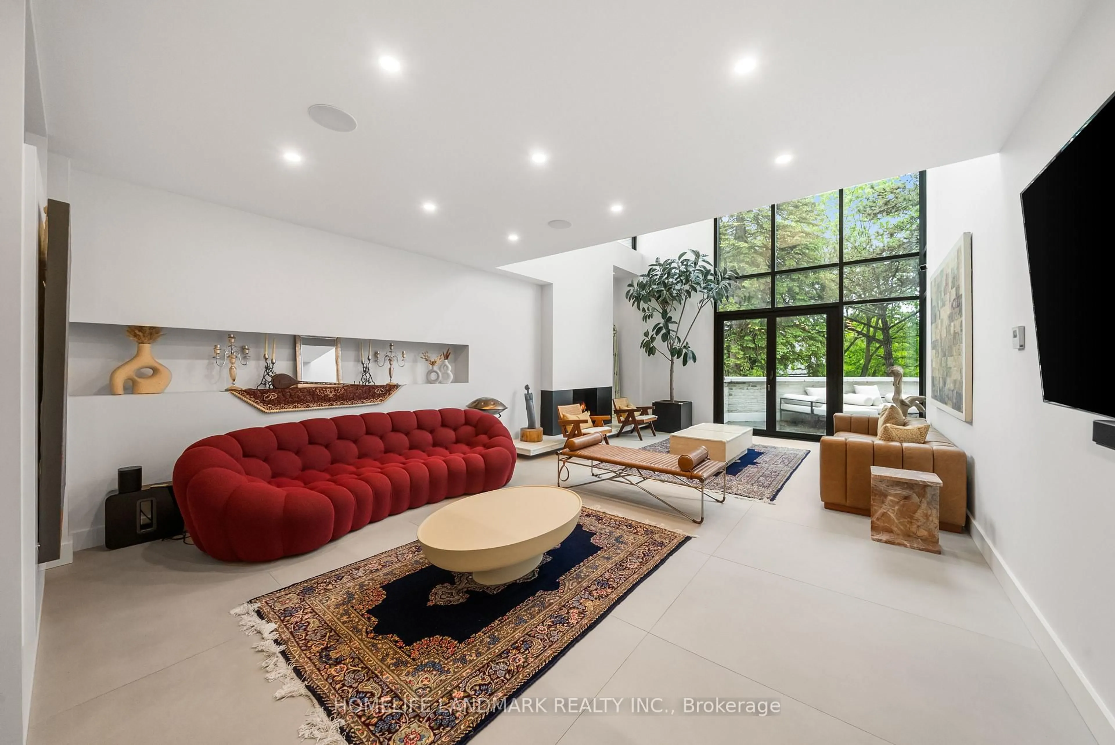 Living room with furniture, unknown for 12 Misty Cres, Toronto Ontario M3B 1T3