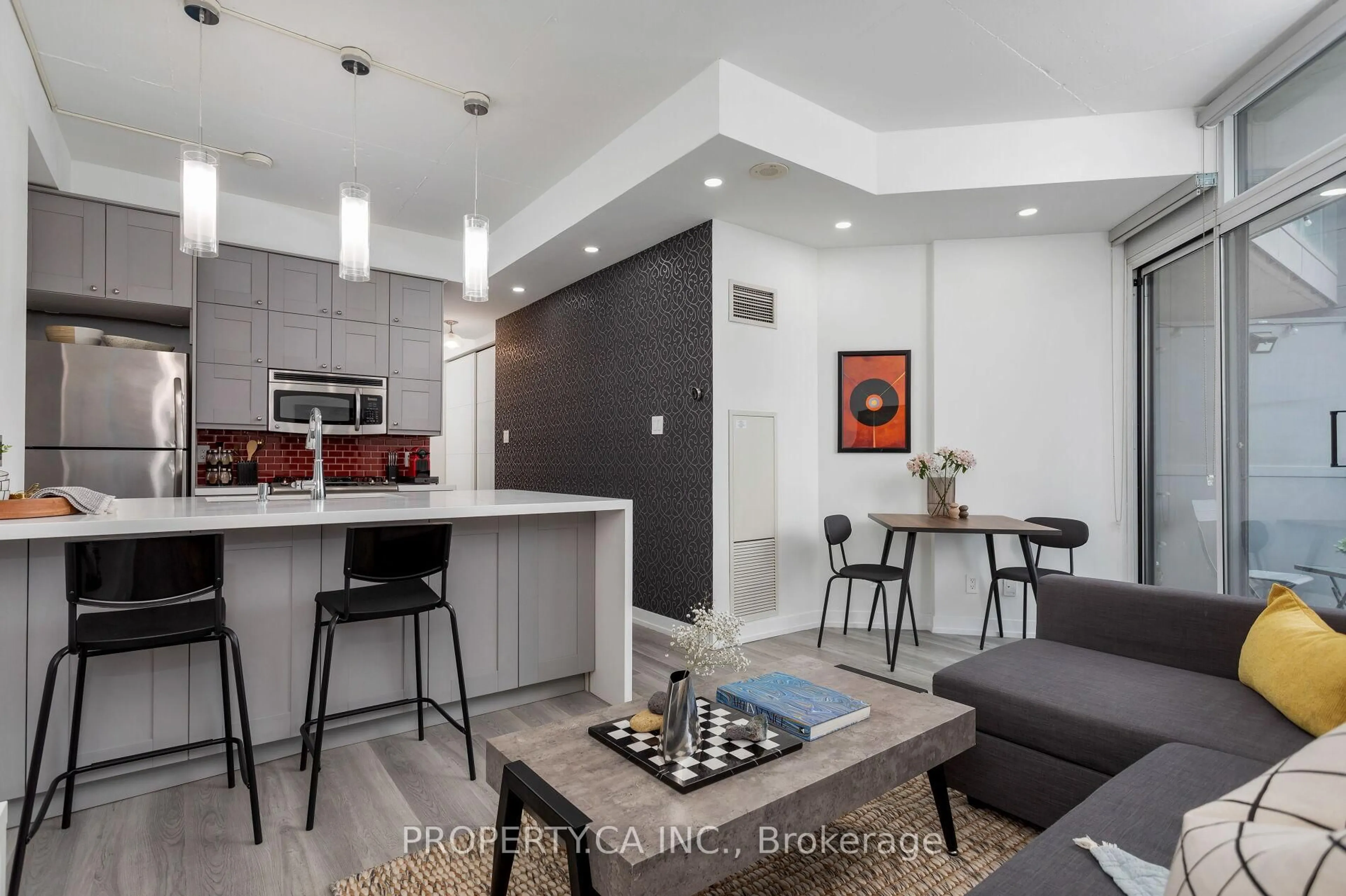 Open concept kitchen, unknown for 127 Queen St #1002, Toronto Ontario M5C 1S3