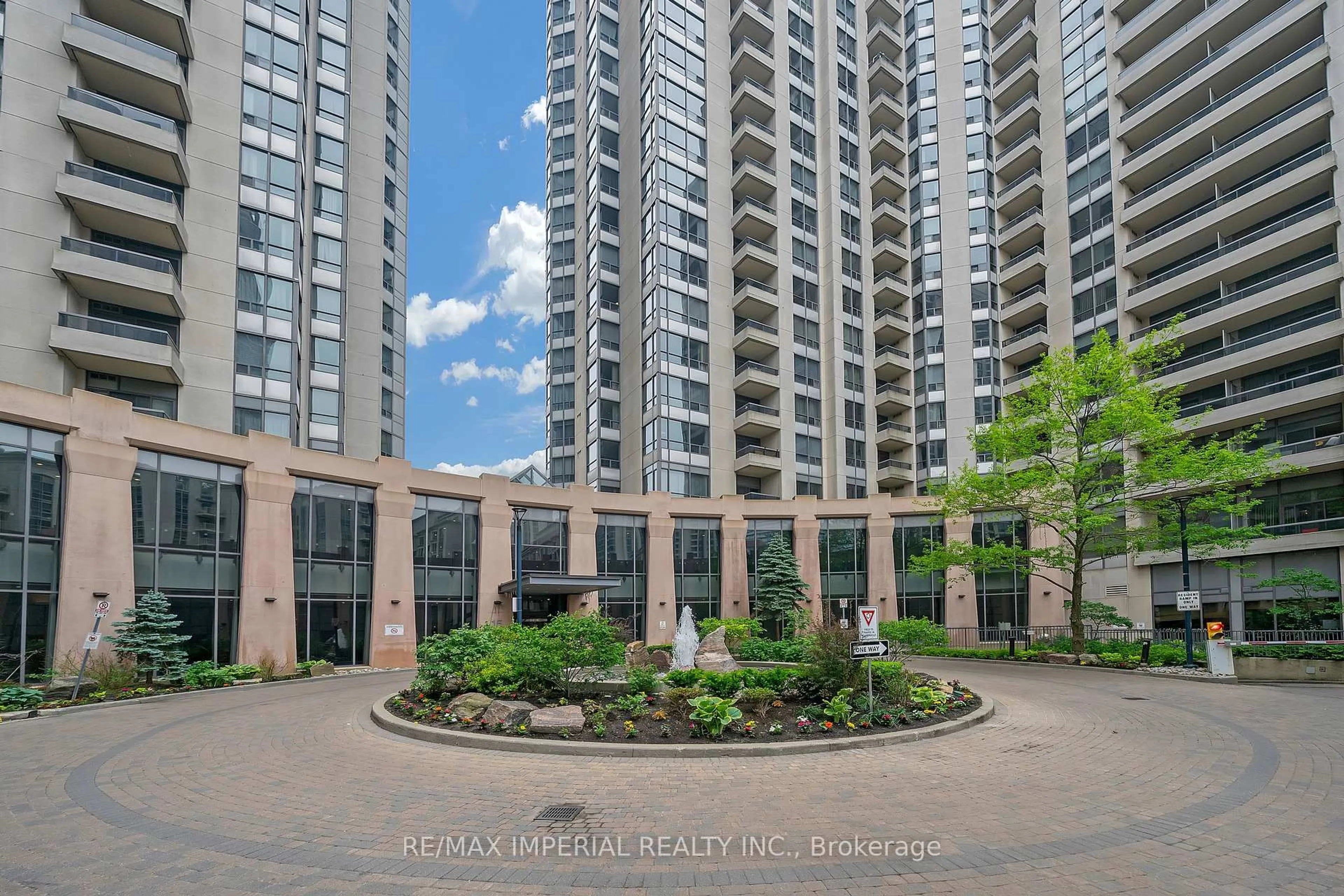 Patio, city buildings view from balcony for 5 northtown Way #1211, Toronto Ontario M2N 7A1
