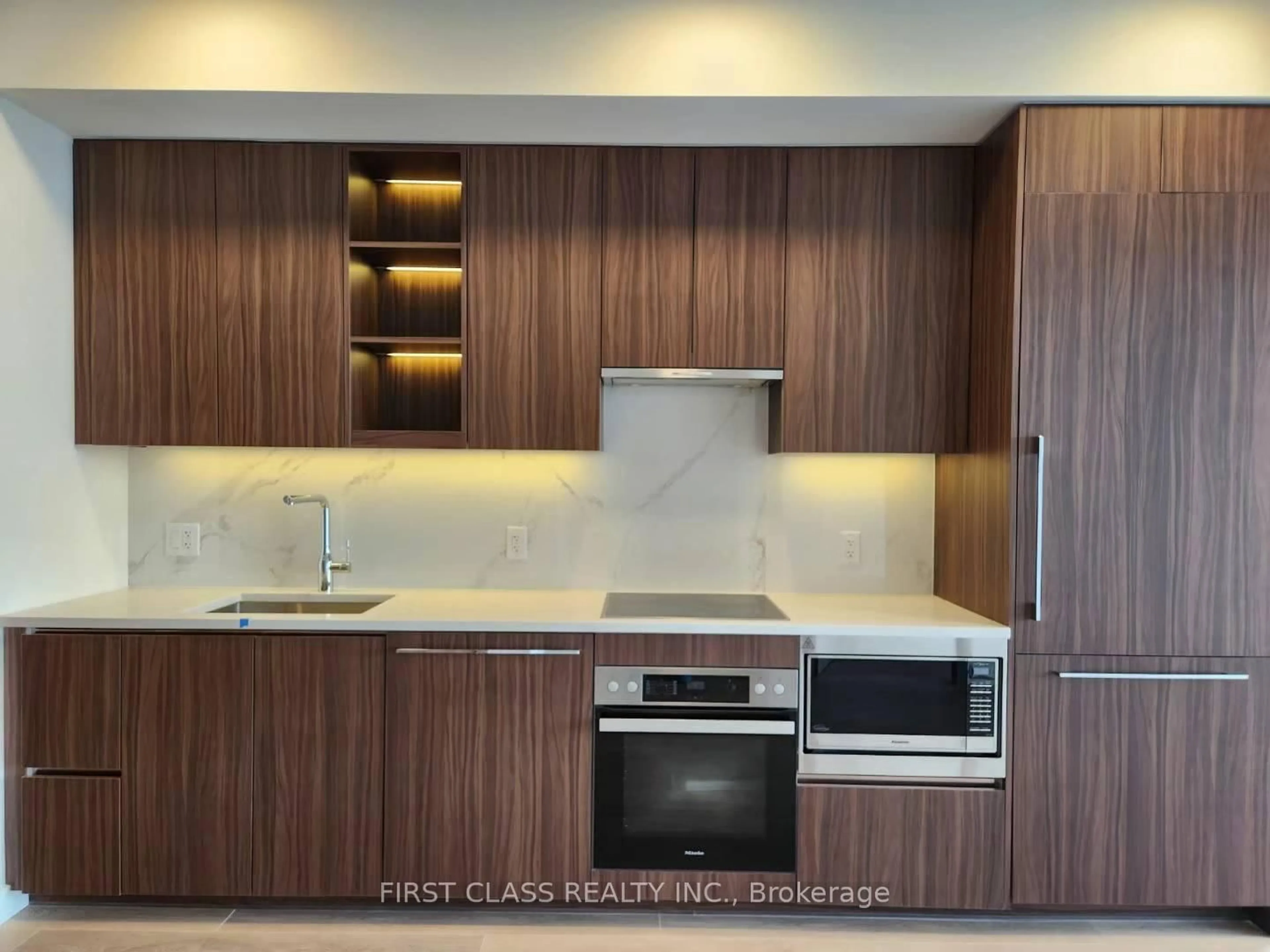 Standard kitchen, wood/laminate floor for 25 Mcmahon Dr #1905, Toronto Ontario M2K 0J2