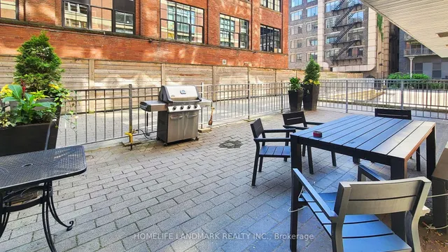 Primary image of 23 Brant St Unit 712
