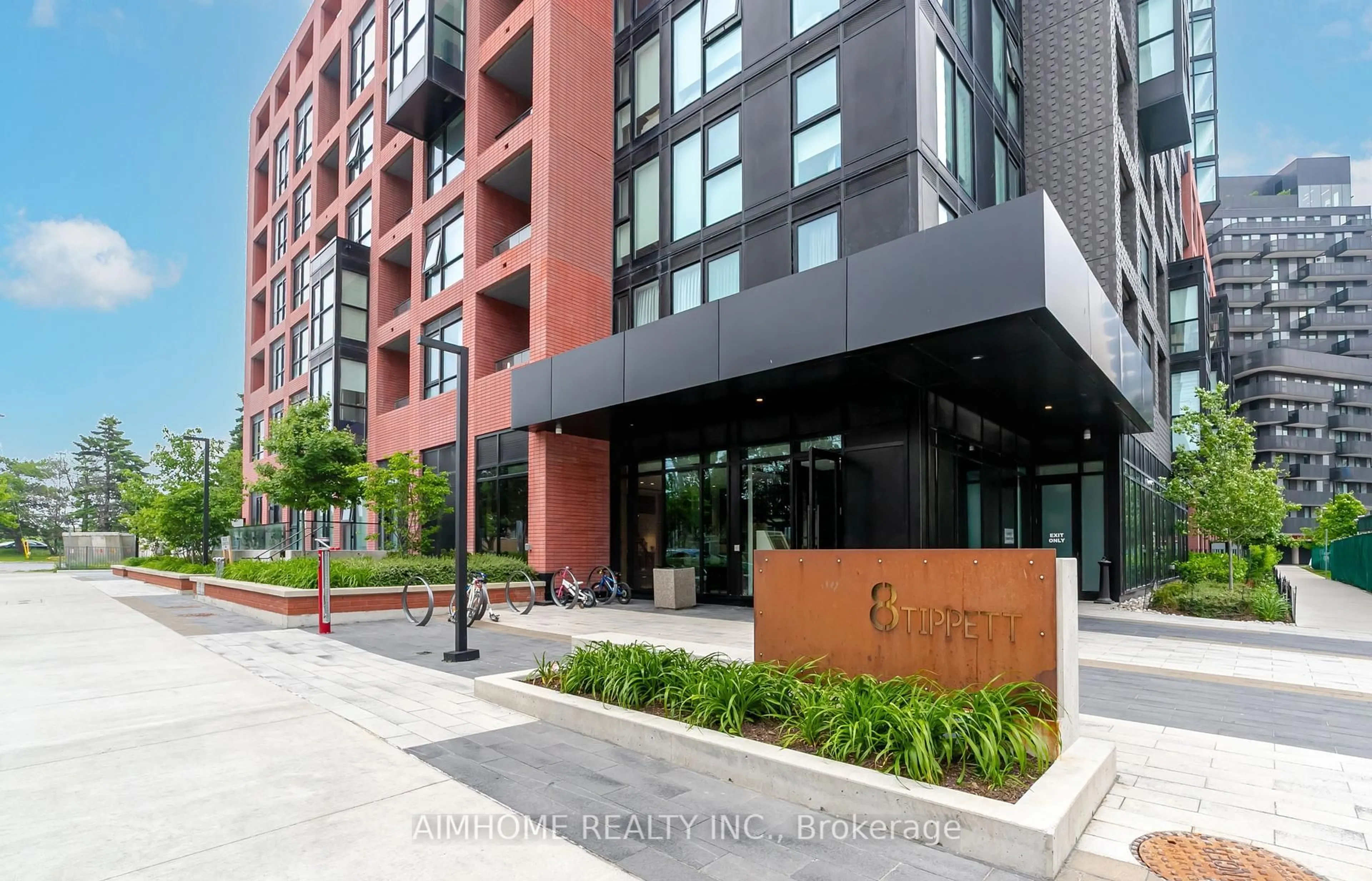 Unknown for 8 Tippett Rd #1510, Toronto Ontario M3H 0E7