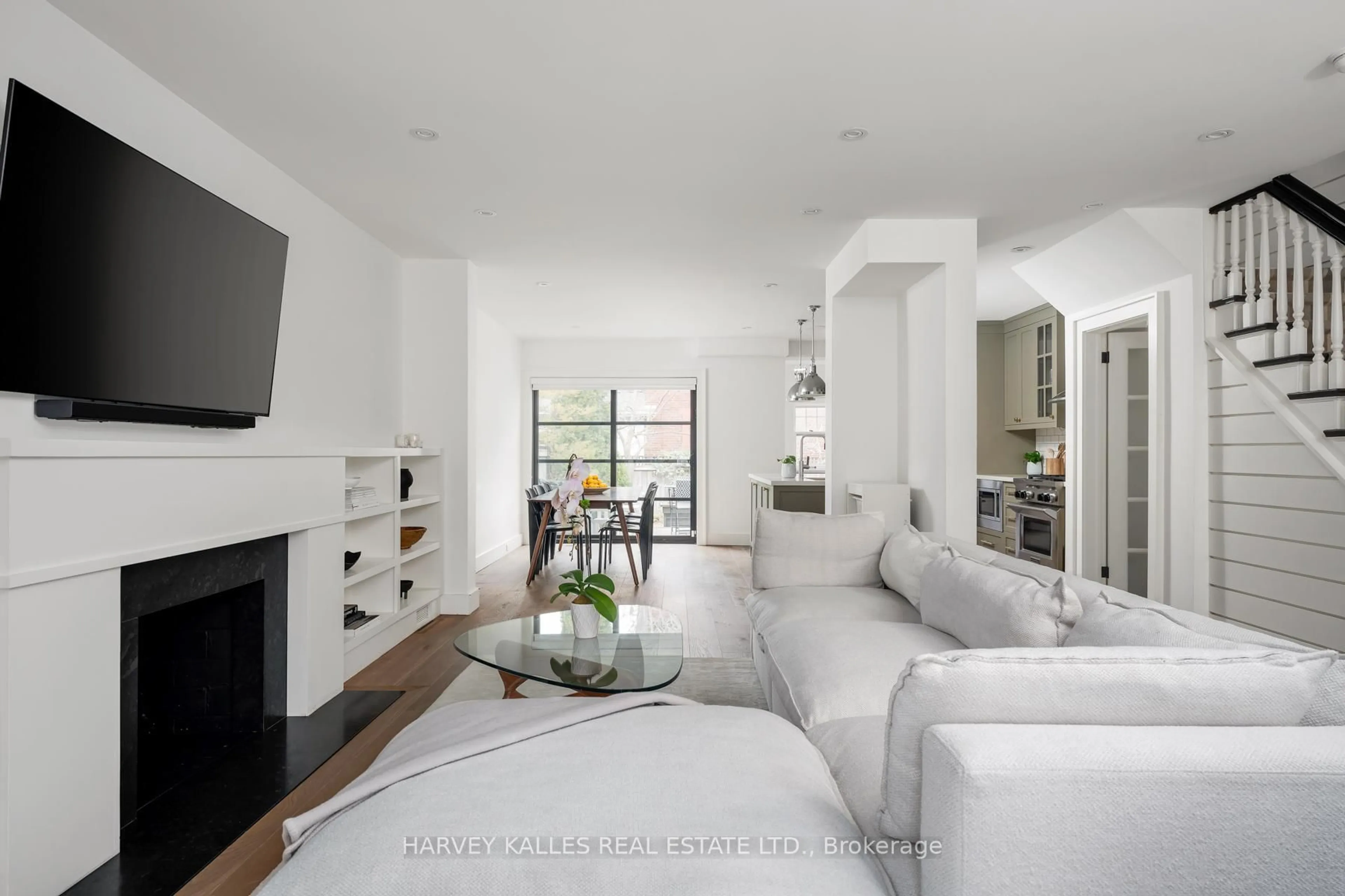 Living room with furniture, unknown for 488 St. Clements Ave, Toronto Ontario M5N 1M4