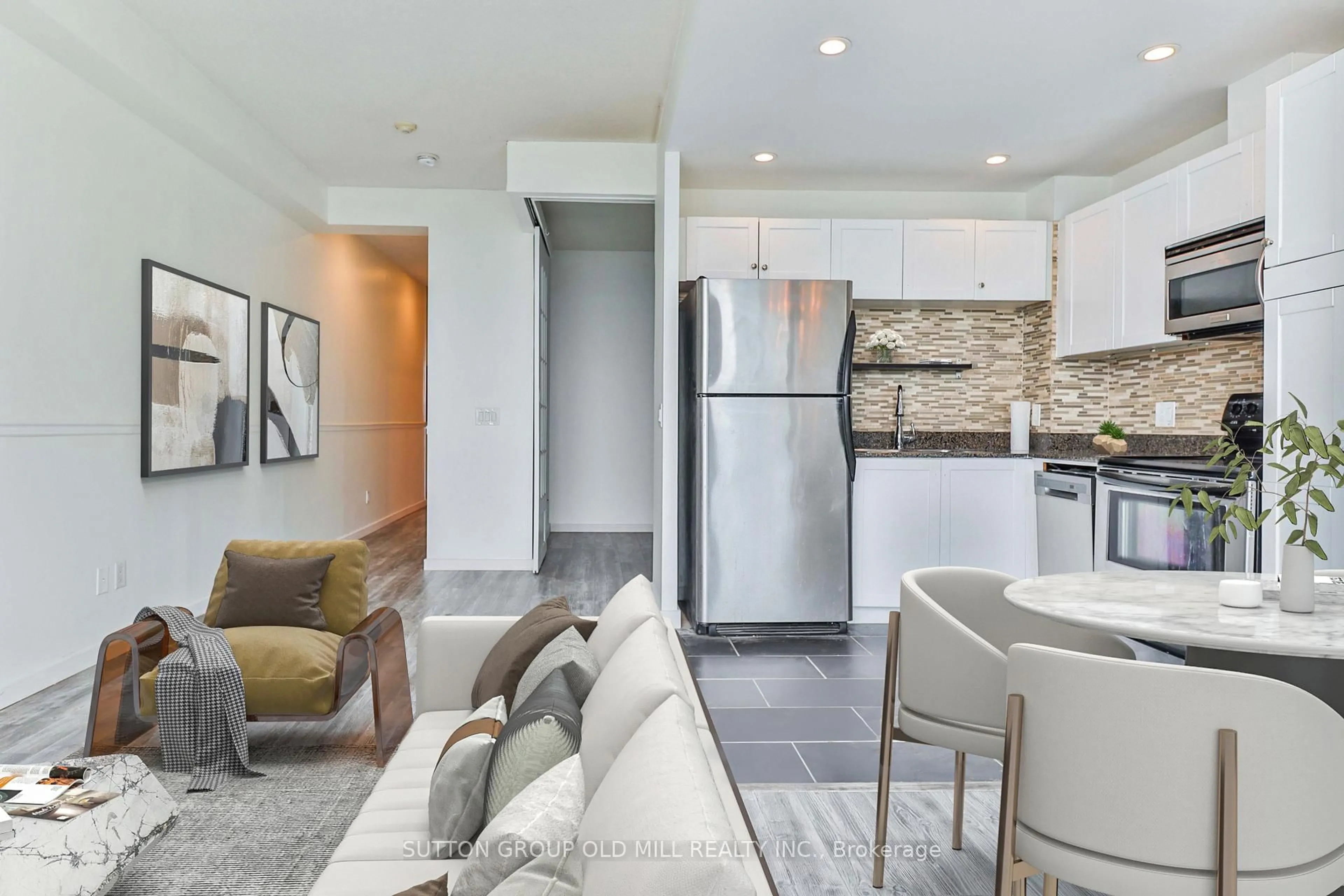 Open concept kitchen, unknown for 218 Queens Quay #1405, Toronto Ontario M5J 2Y6