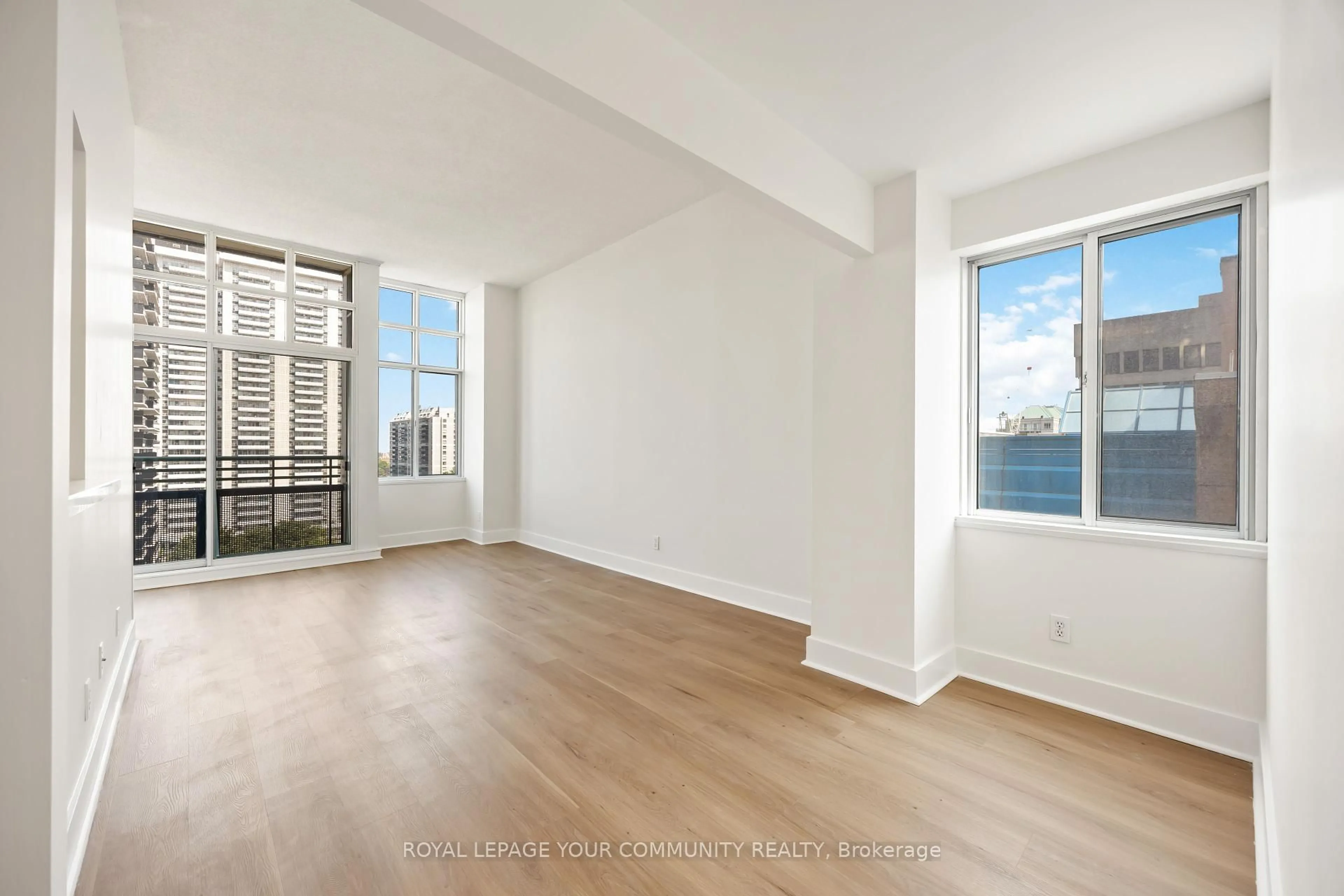 A pic of a room for 1901 Yonge St #902, Toronto Ontario M4S 1Y6