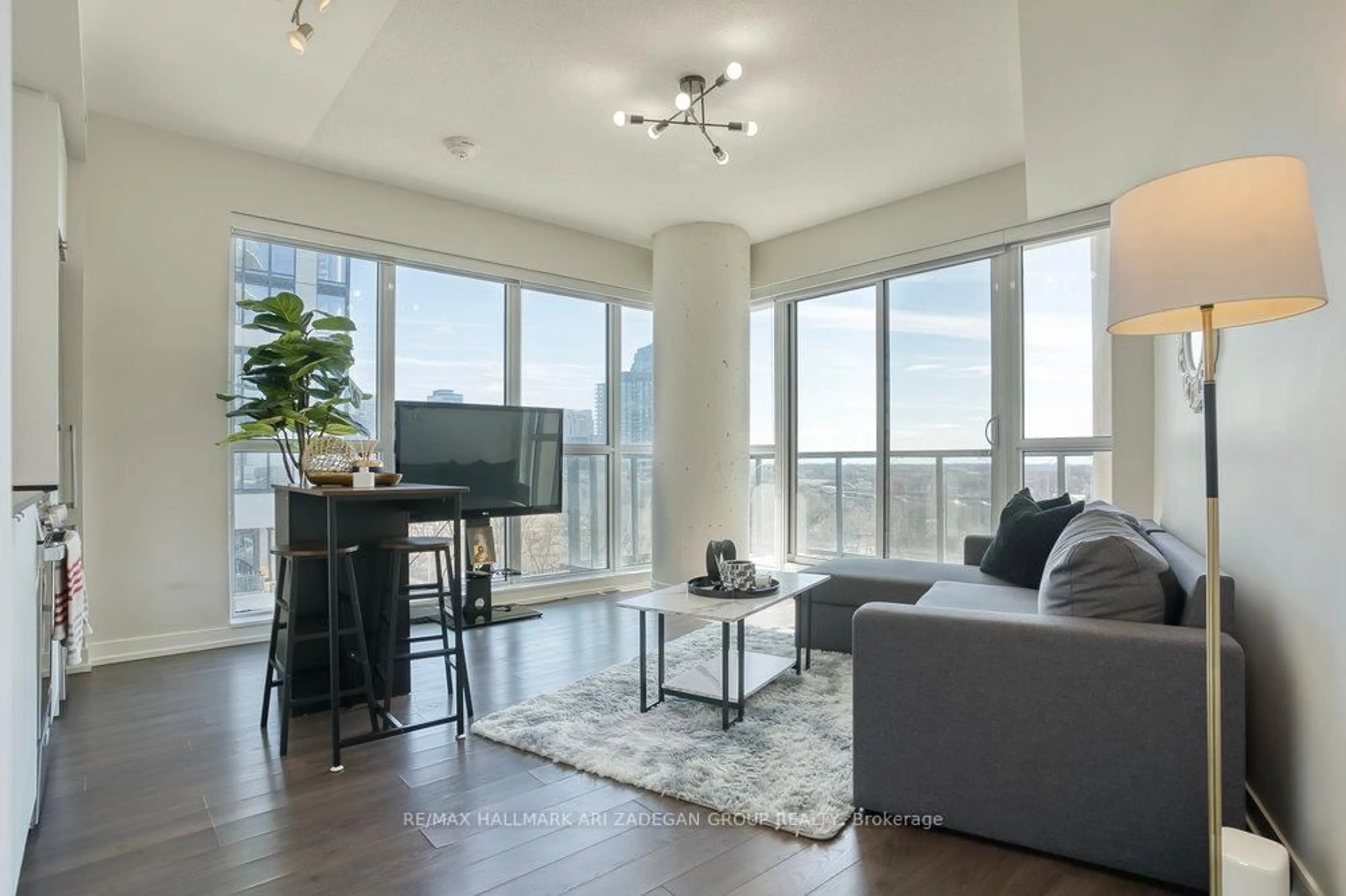Living room with furniture, unknown for 49 EAST LIBERTY St #602, Toronto Ontario M6K 0B2