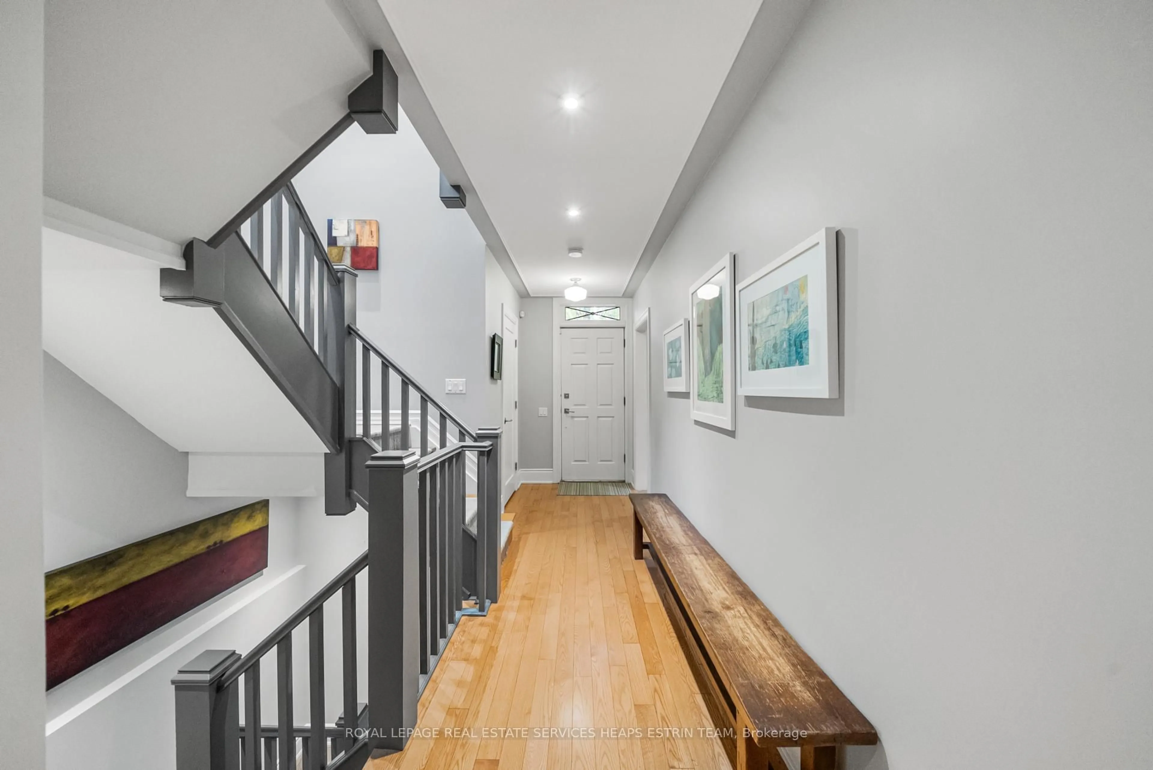 Indoor foyer for 24 Heather Rd, Toronto Ontario M4G 3G3