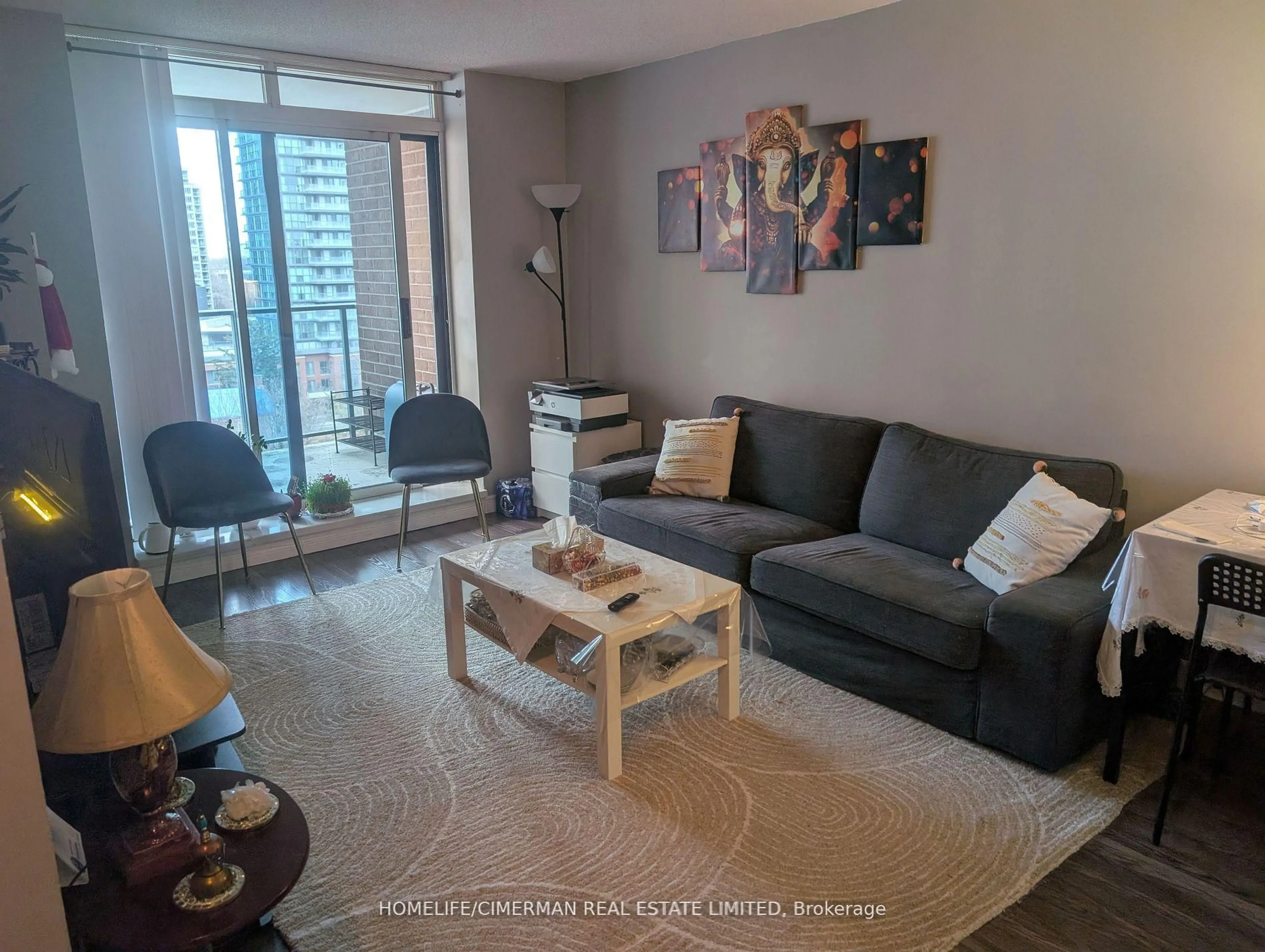 Living room with furniture, unknown for 233 Beecroft Rd #921, Toronto Ontario M2N 6Z9