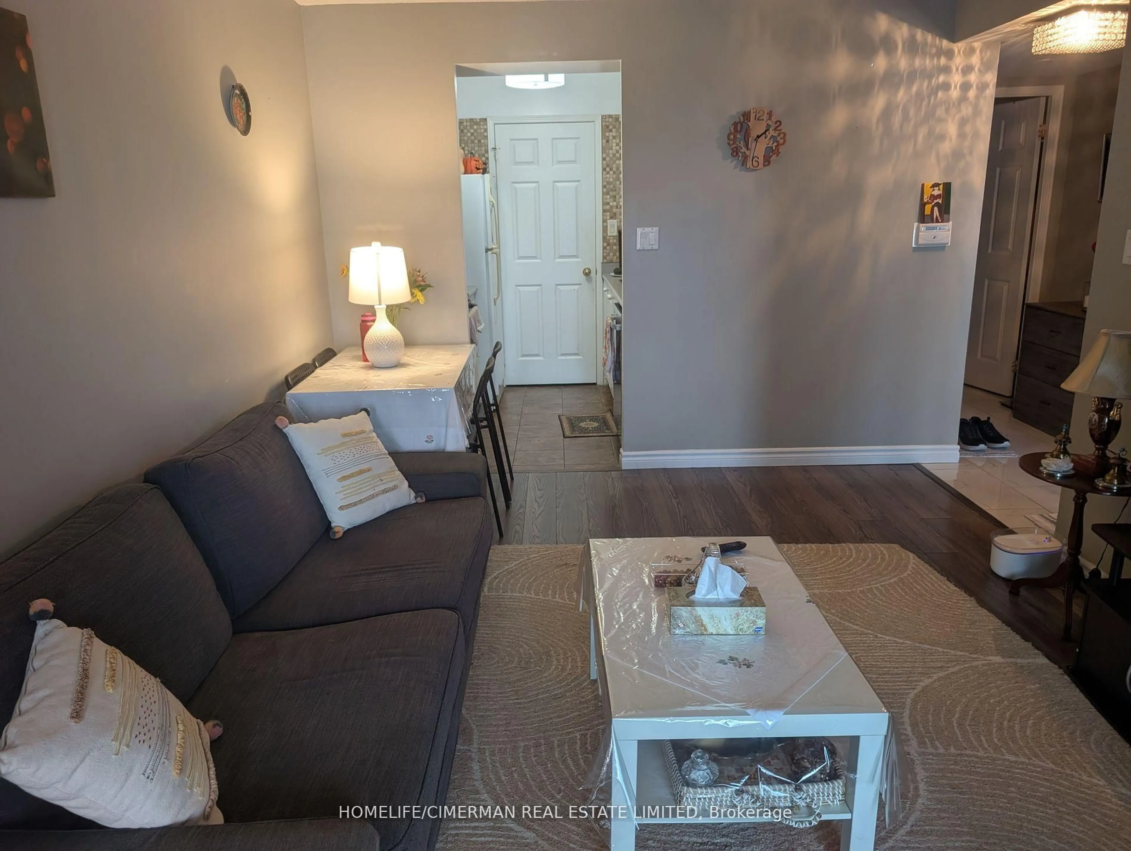 Living room with furniture, unknown for 233 Beecroft Rd #921, Toronto Ontario M2N 6Z9
