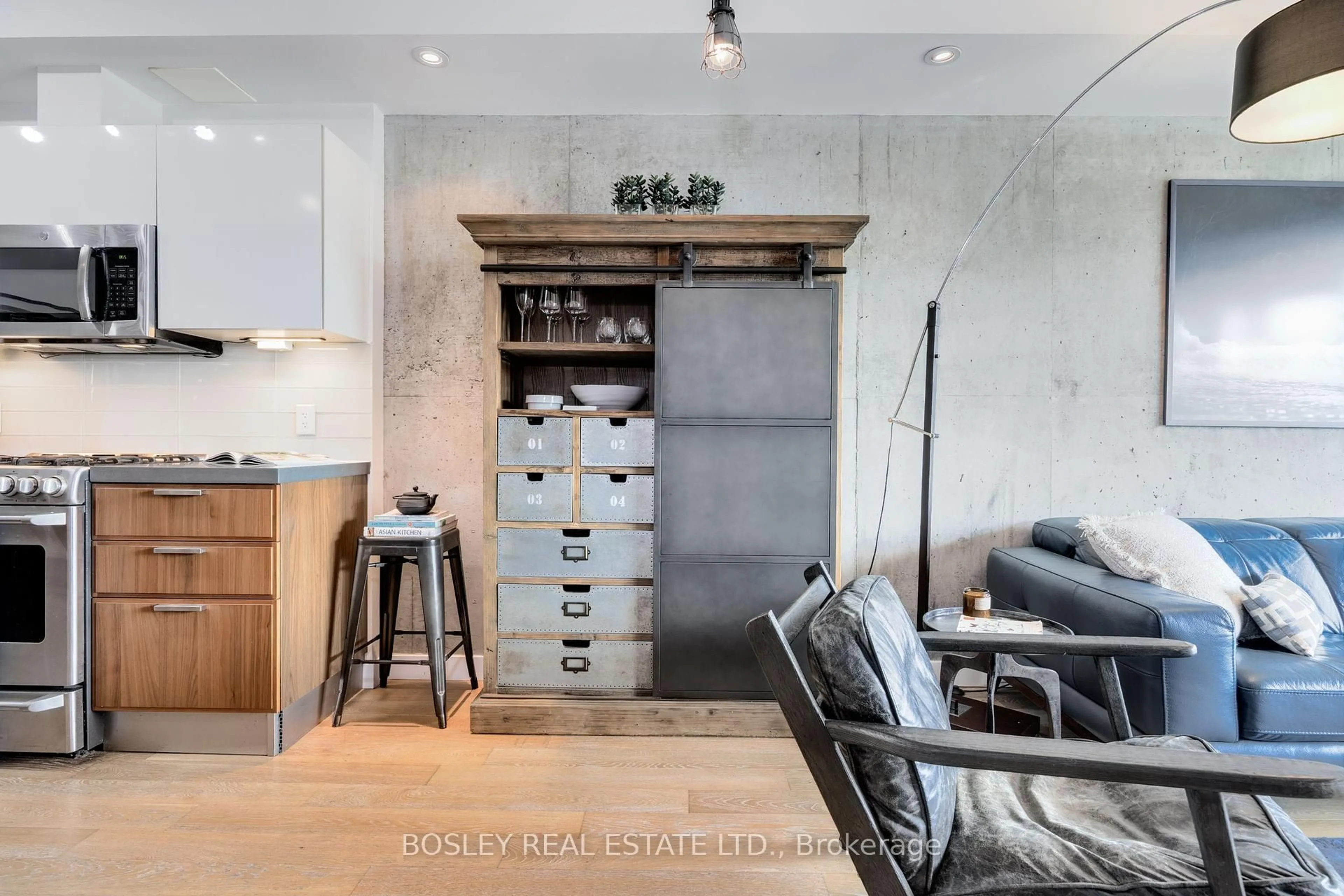 Contemporary kitchen, unknown for 25 Stafford St #303, Toronto Ontario M5V 0G3