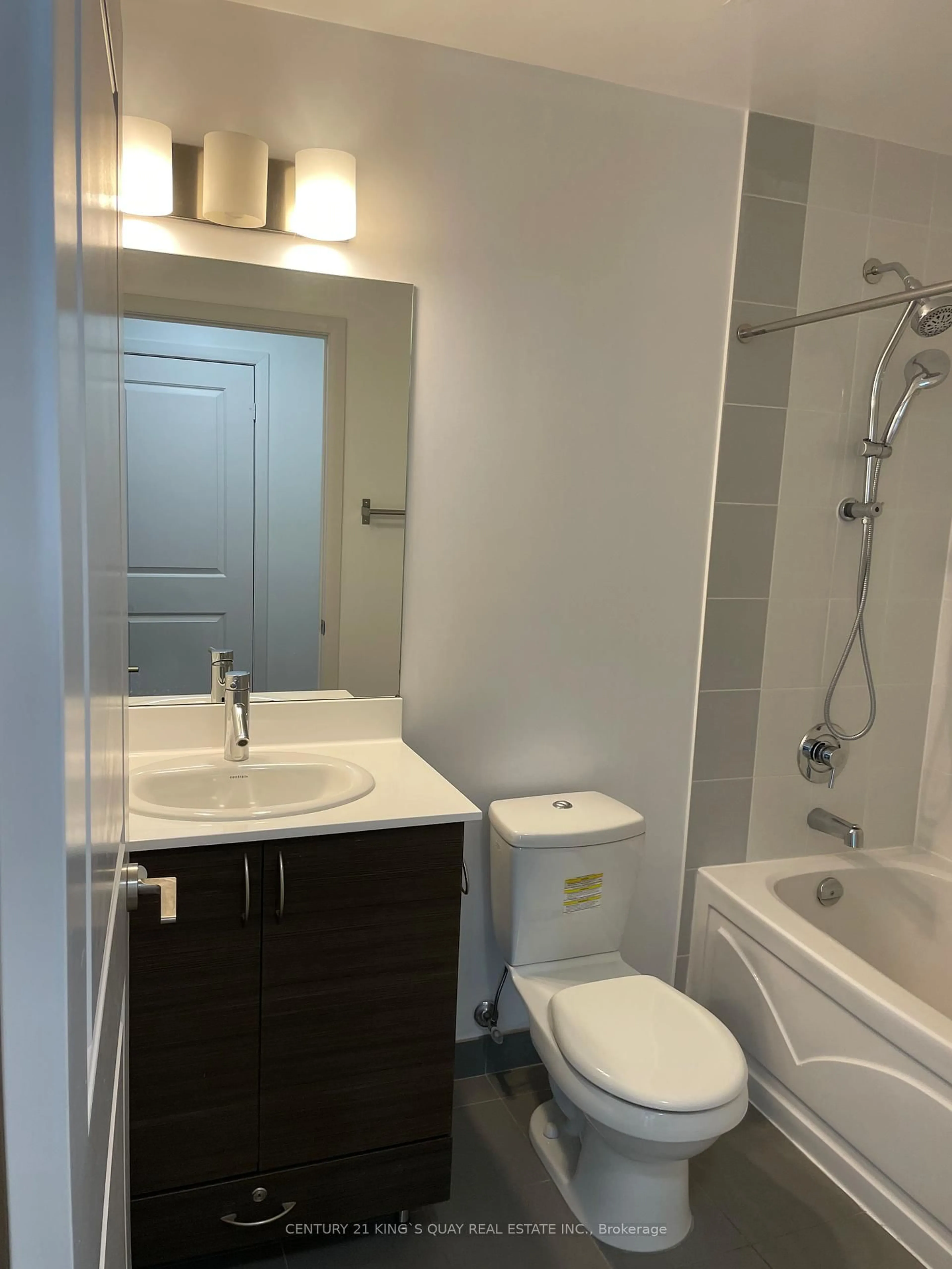 Standard bathroom, unknown for 5162 Yonge St #2510, Toronto Ontario M2N 5P6