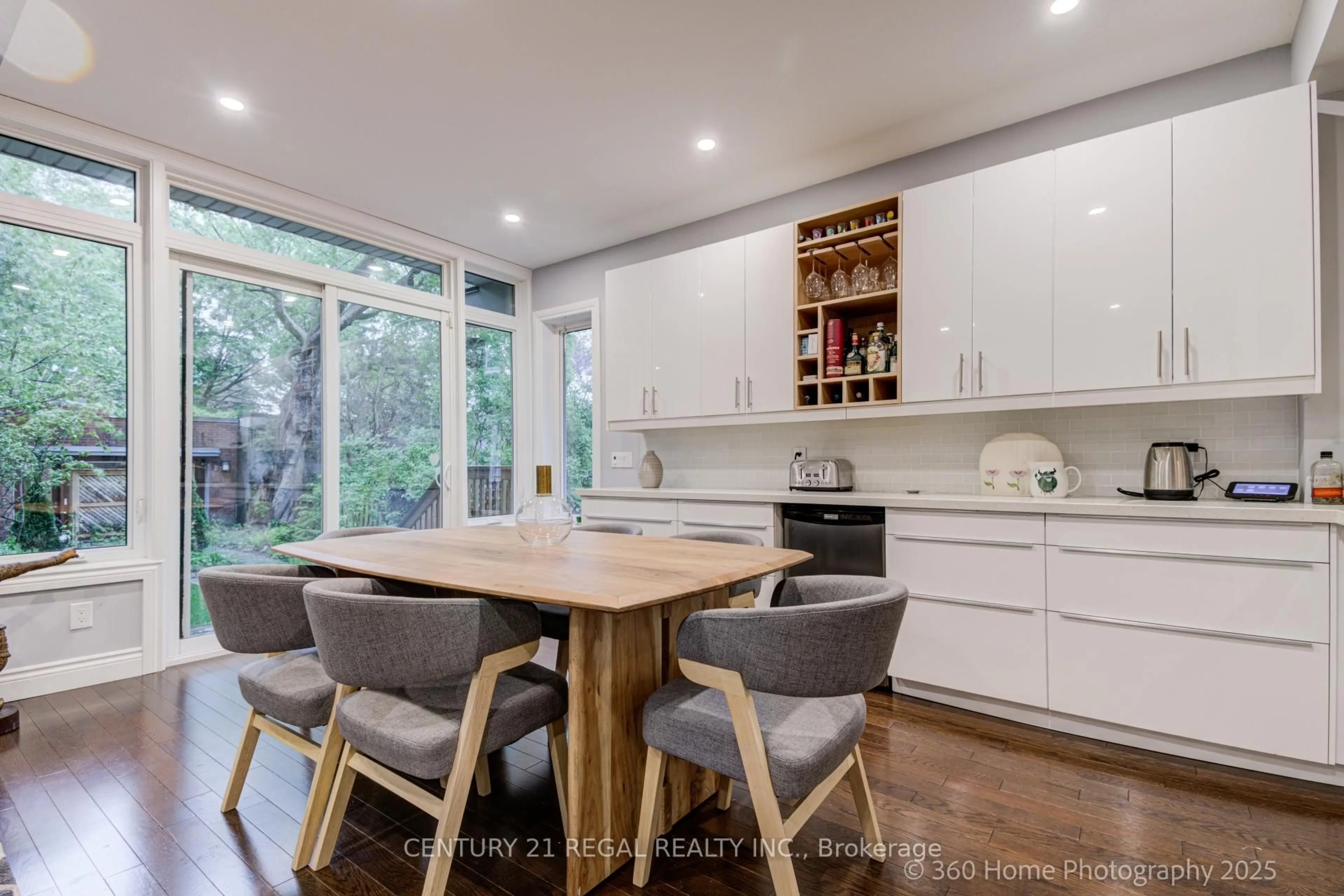 Contemporary kitchen, wood/laminate floor for 123 Havelock St, Toronto Ontario M6H 3B7