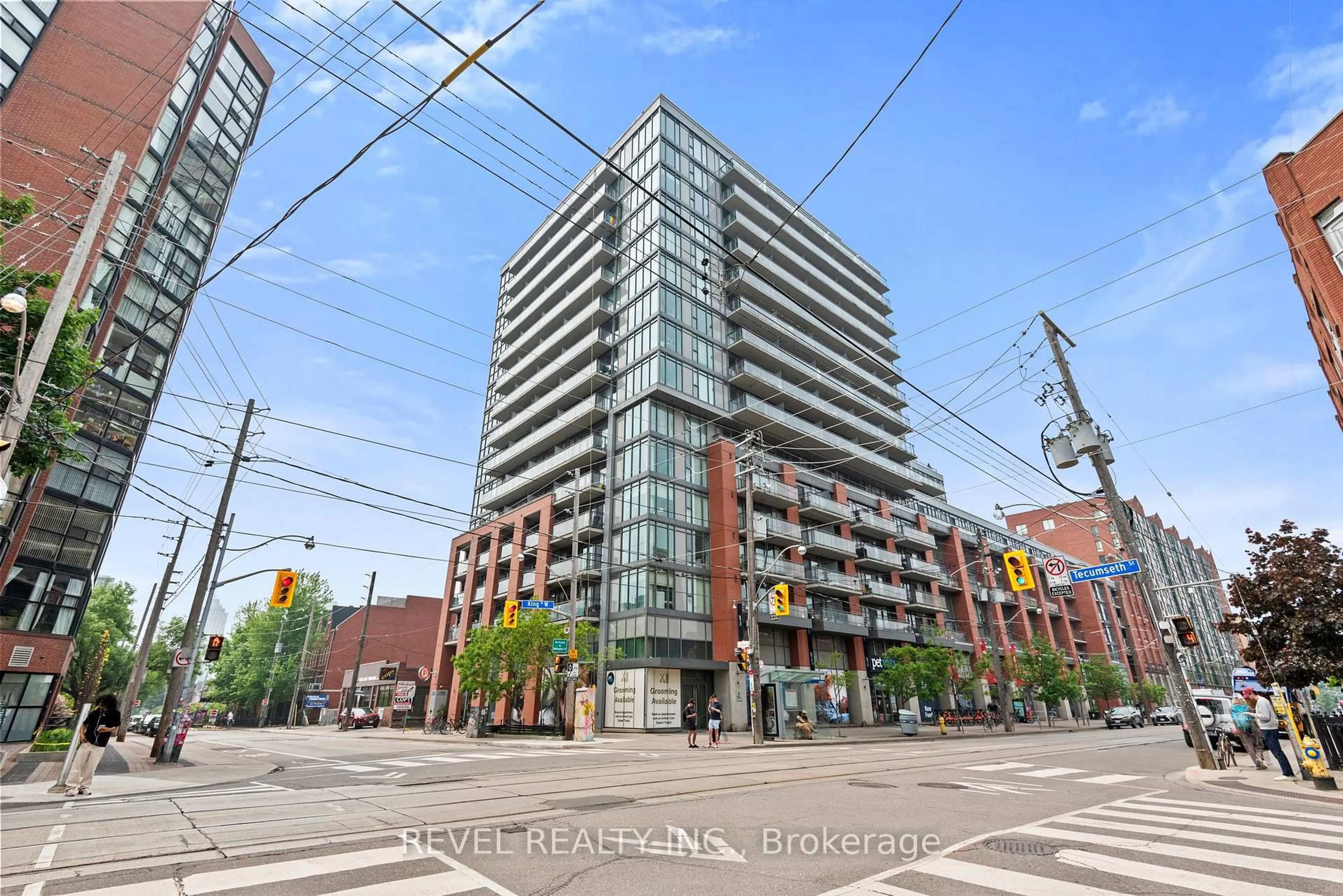 Patio, street for 78 Tecumseth St #302, Toronto Ontario M5V 0A9