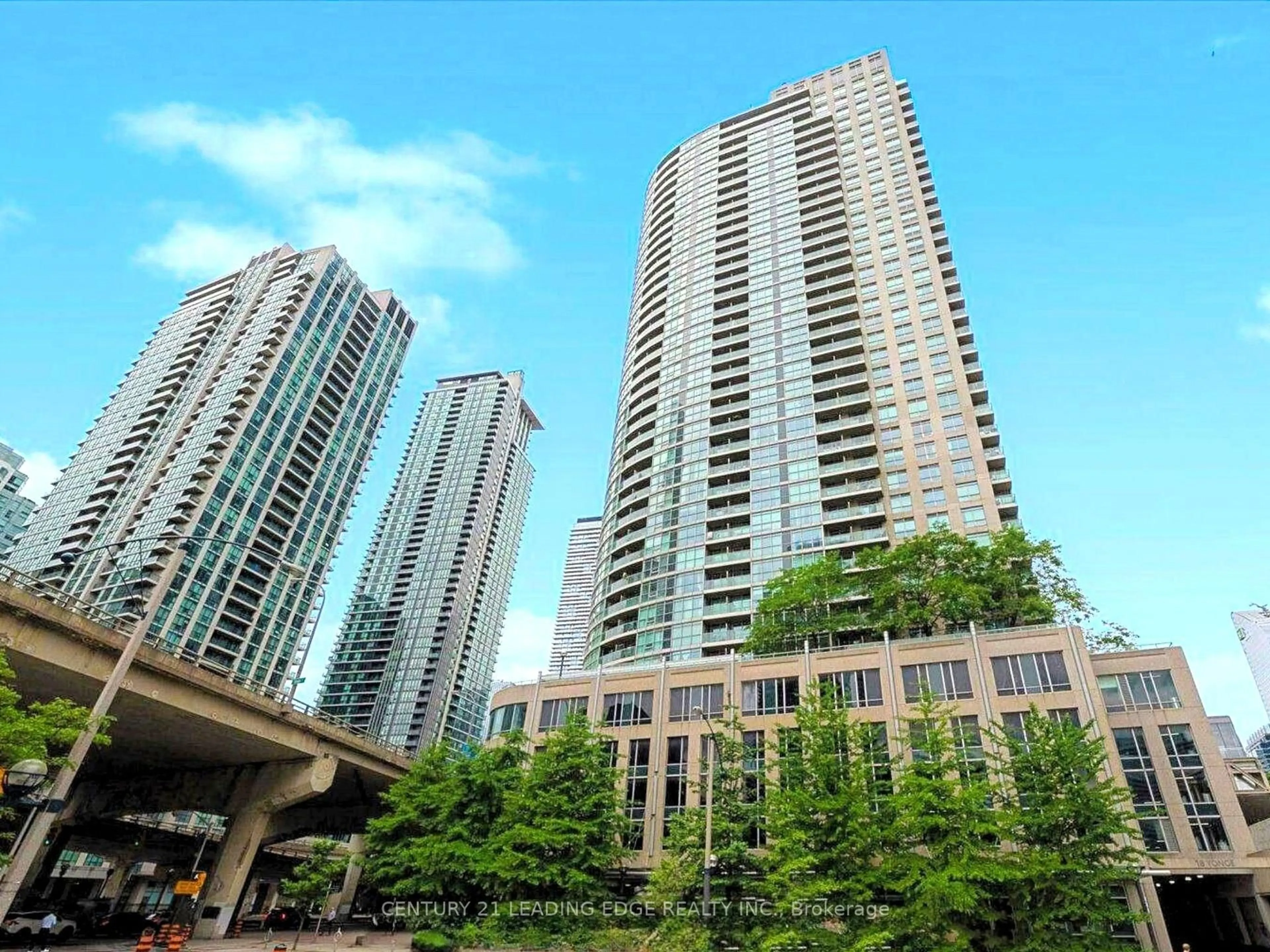 Unknown for 18 Yonge St #2212, Toronto Ontario M5E 1Z8