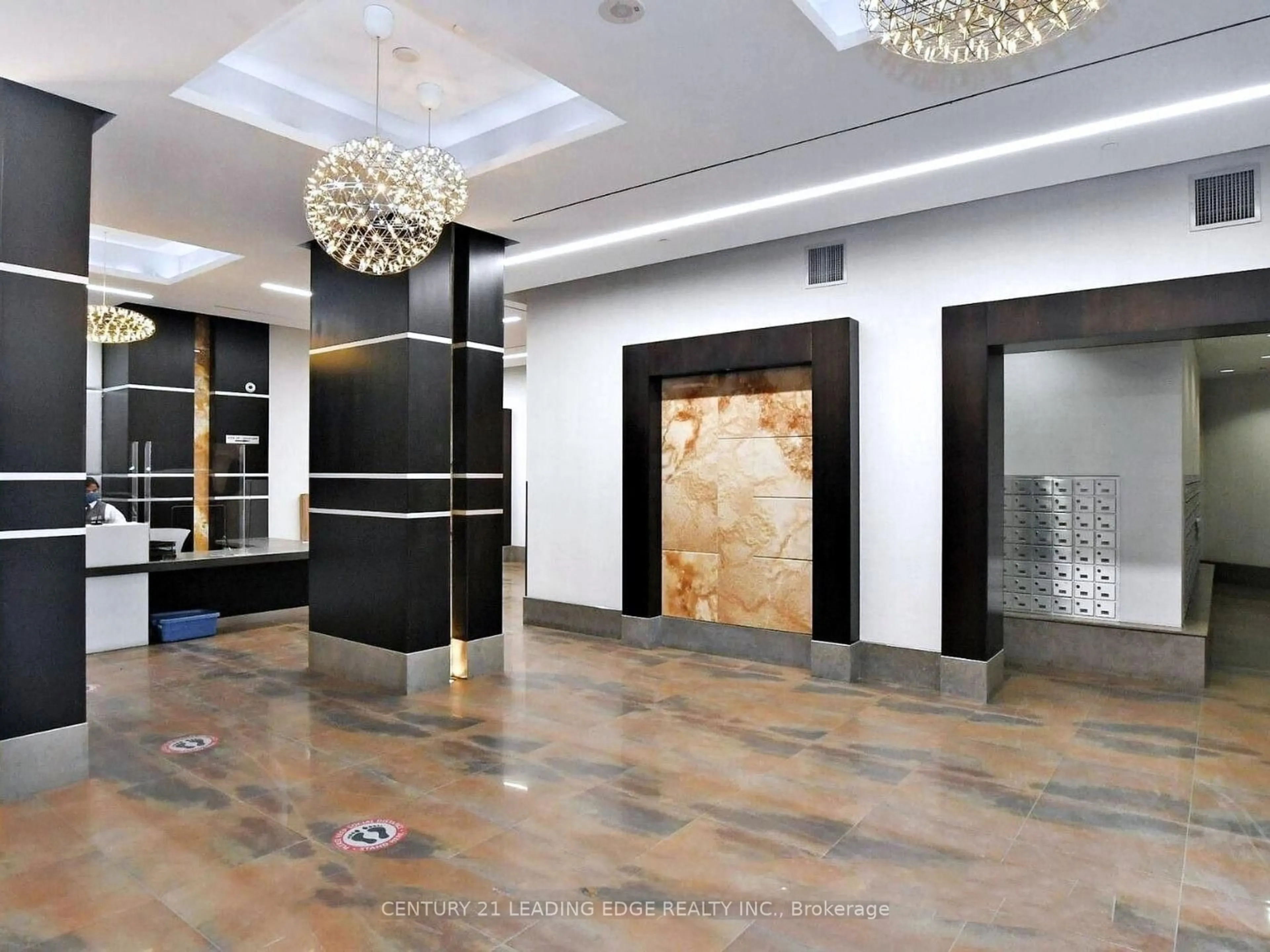 Lobby for 18 Yonge St #2212, Toronto Ontario M5E 1Z8