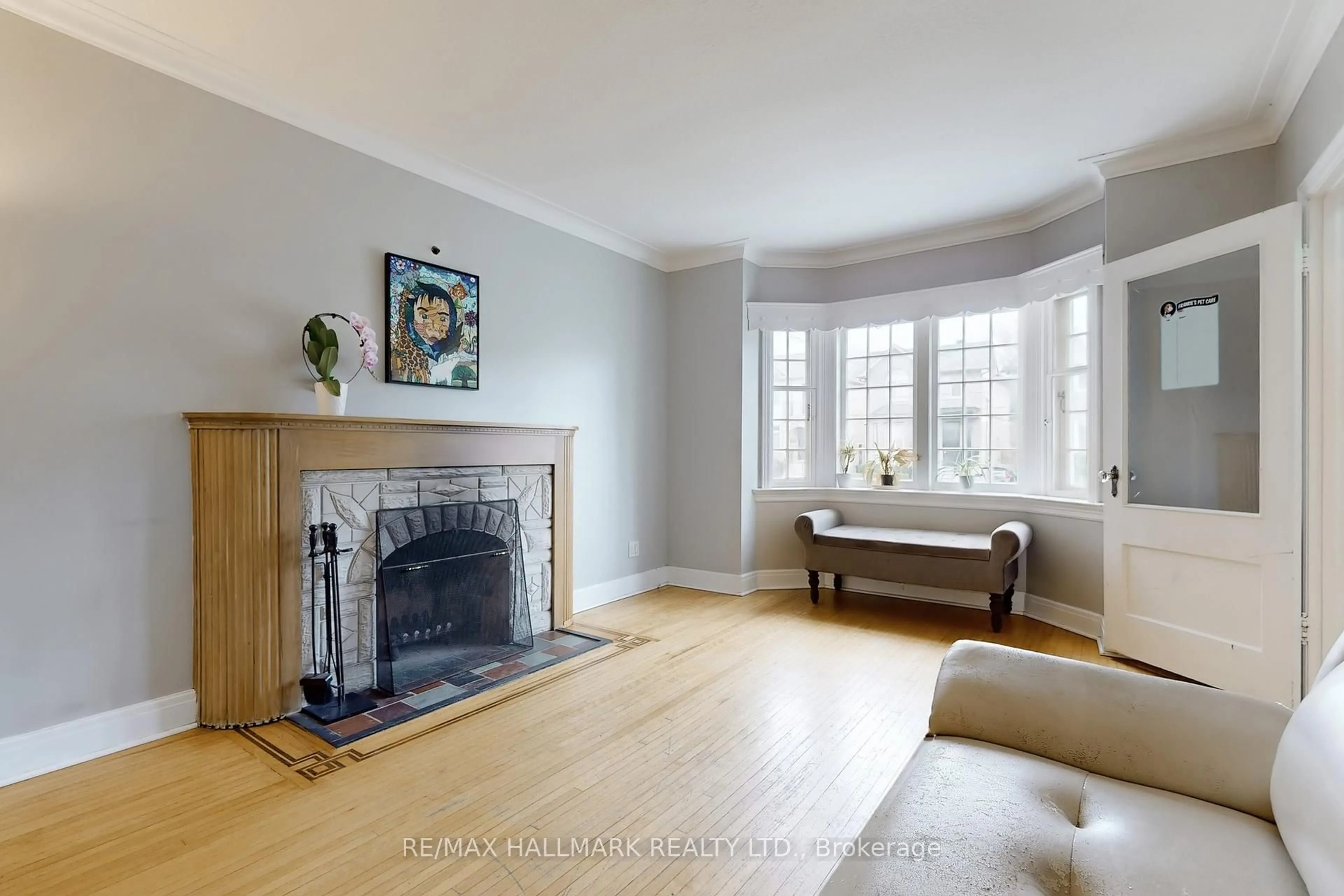 Living room with furniture, unknown for 290 Laird Dr, Toronto Ontario M4G 3X5