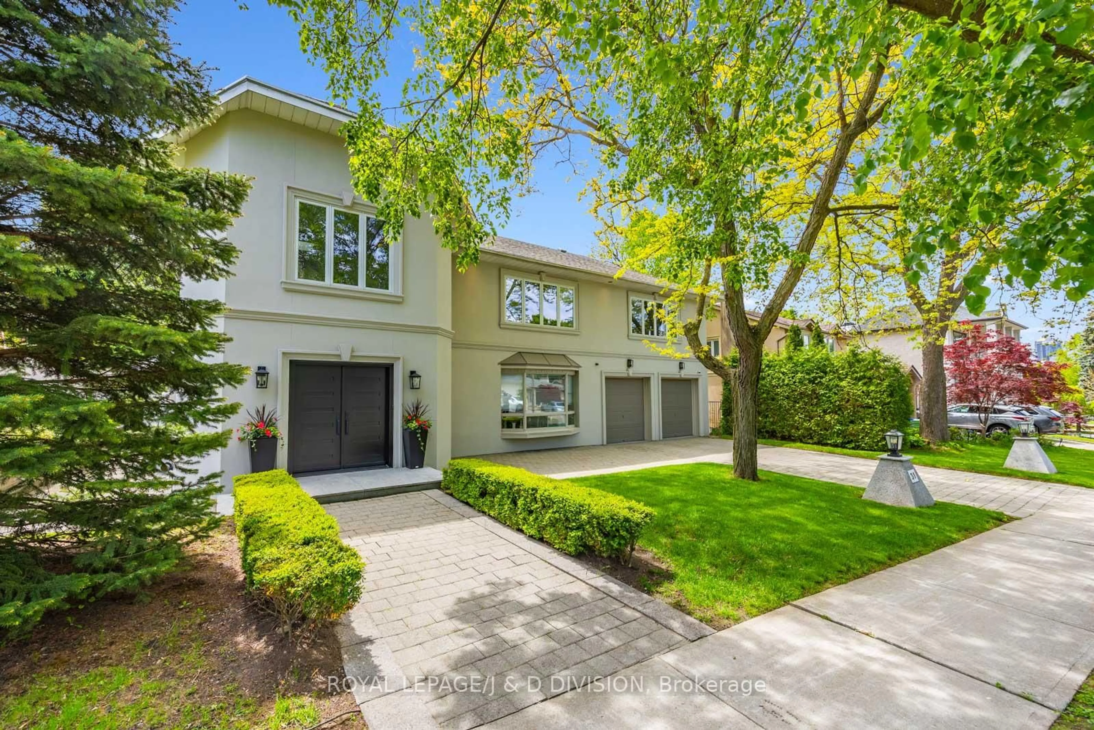 Unknown for 31 George Henry Blvd, Toronto Ontario M2J 1E3