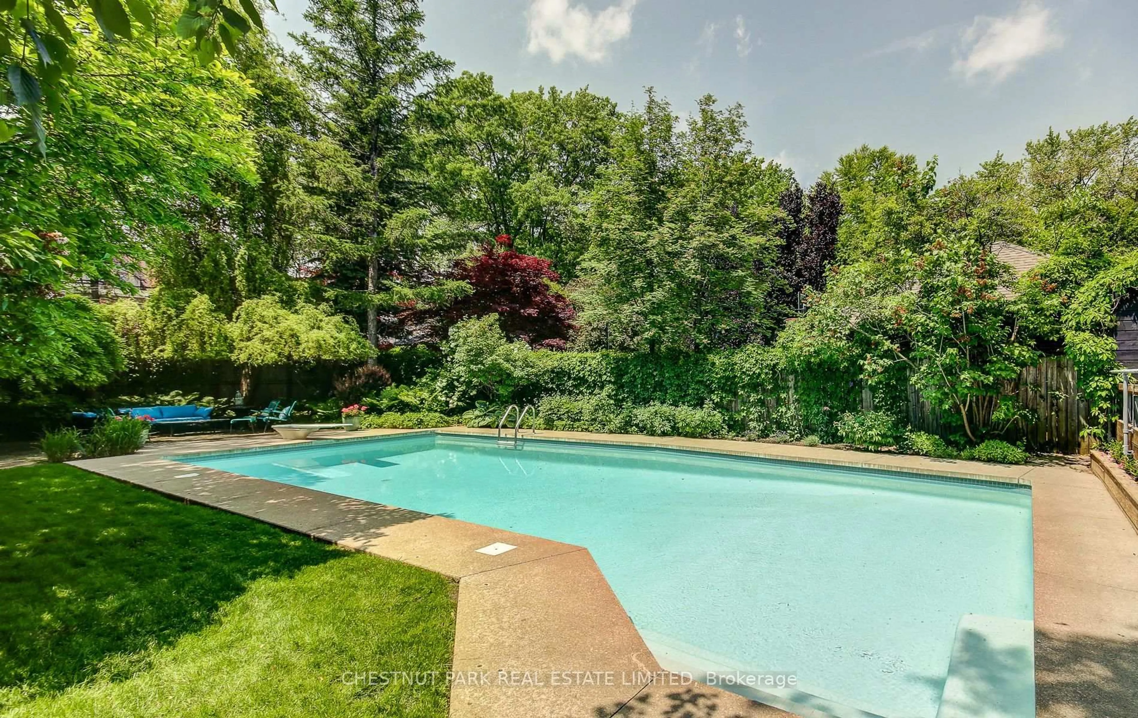 Pool for 40 Warren Rd, Toronto Ontario M4V 2R5