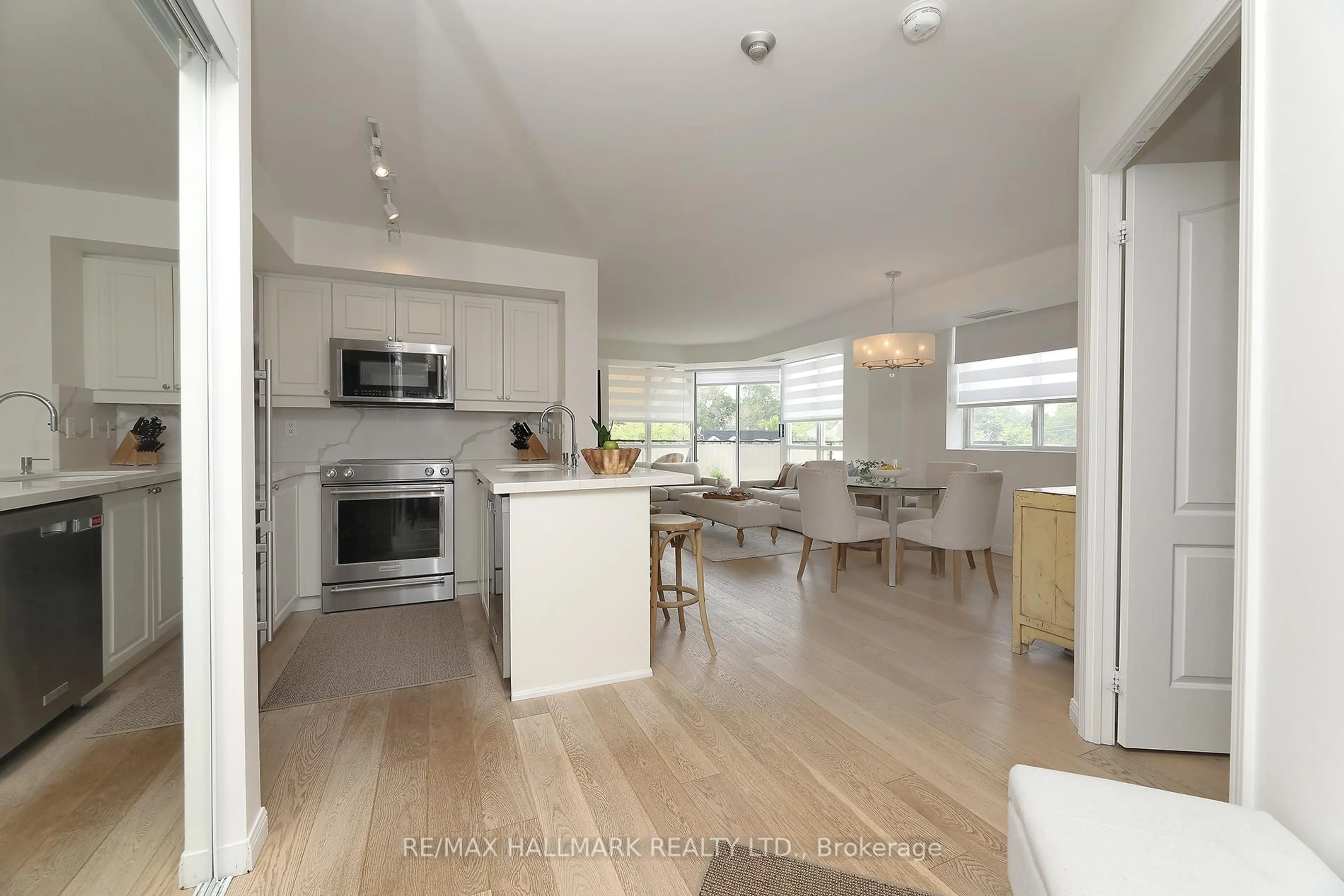 Open concept kitchen, unknown for 55 Lorindale Ave #403, Toronto Ontario M5M 3C3