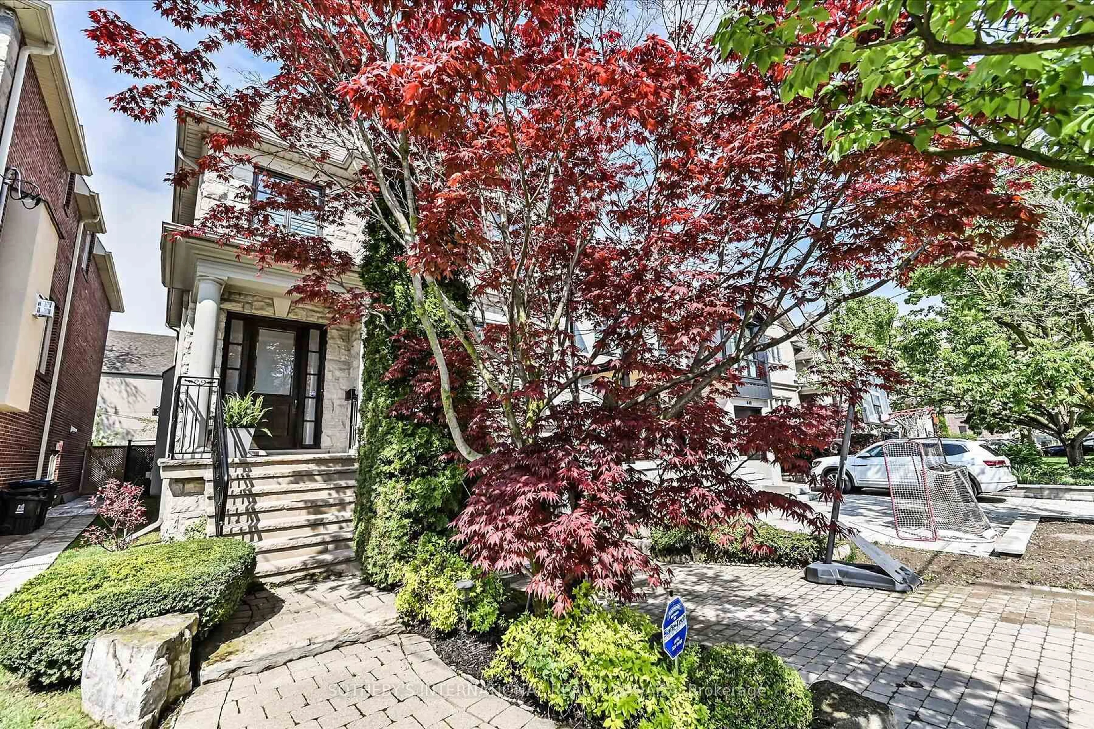 Unknown for 446 Elm Rd, Toronto Ontario M3W 3W9
