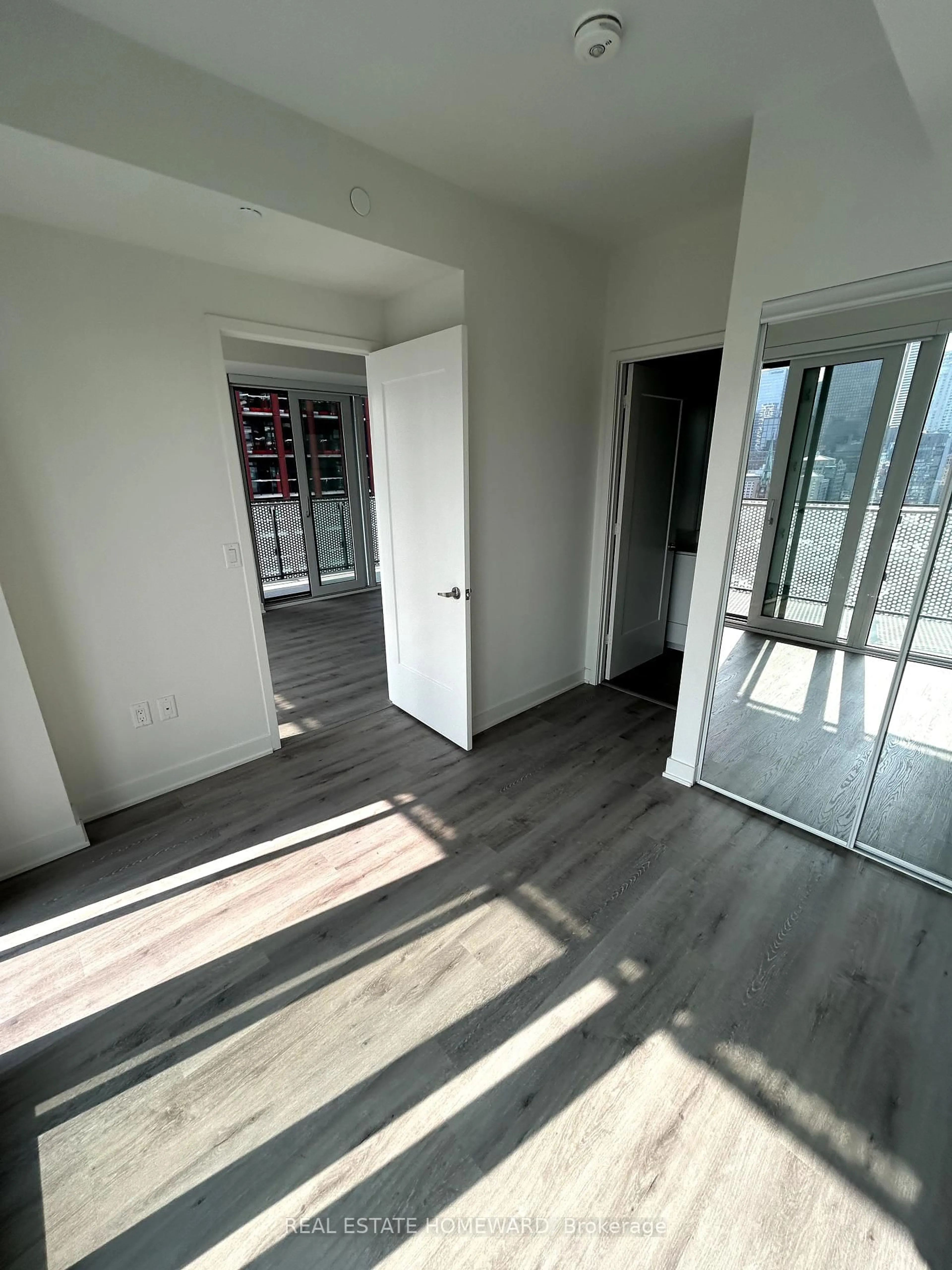 A pic of a room for 135 Lower Sherbourne St #2433W, Toronto Ontario M5A 1Y4