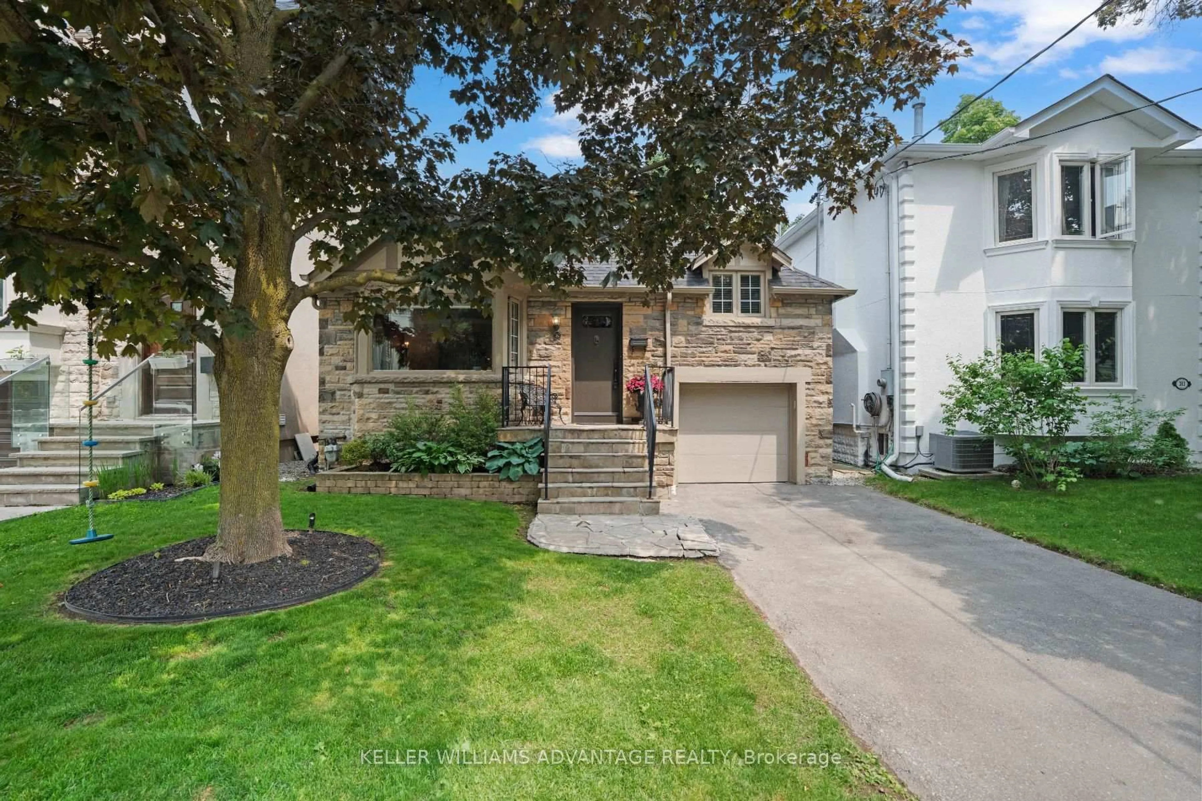 Unknown for 387 Elm Rd, Toronto Ontario M5M 3V9