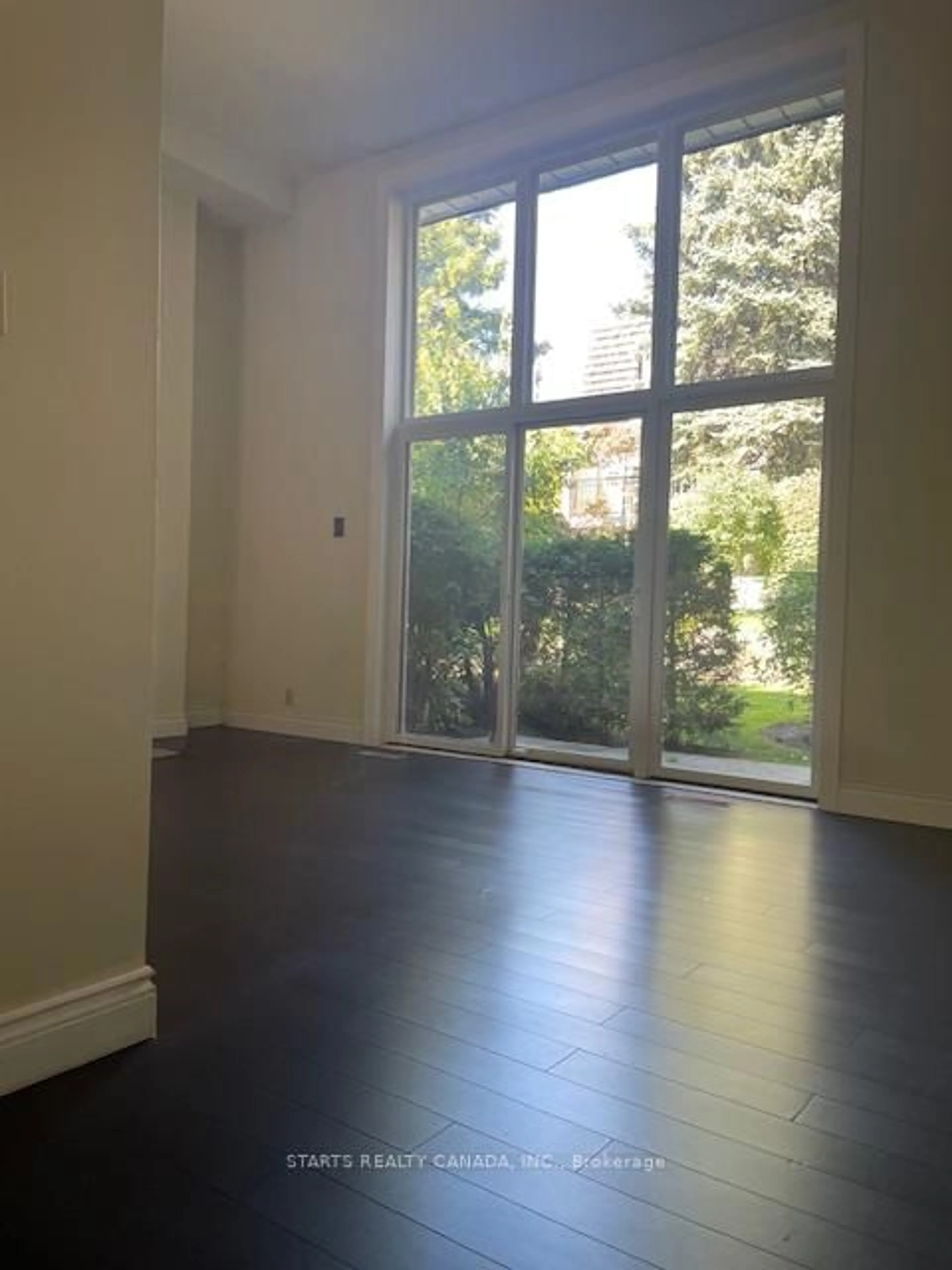 A pic of a room for 91 Scenic Mill Way, Toronto Ontario M2L 1S9