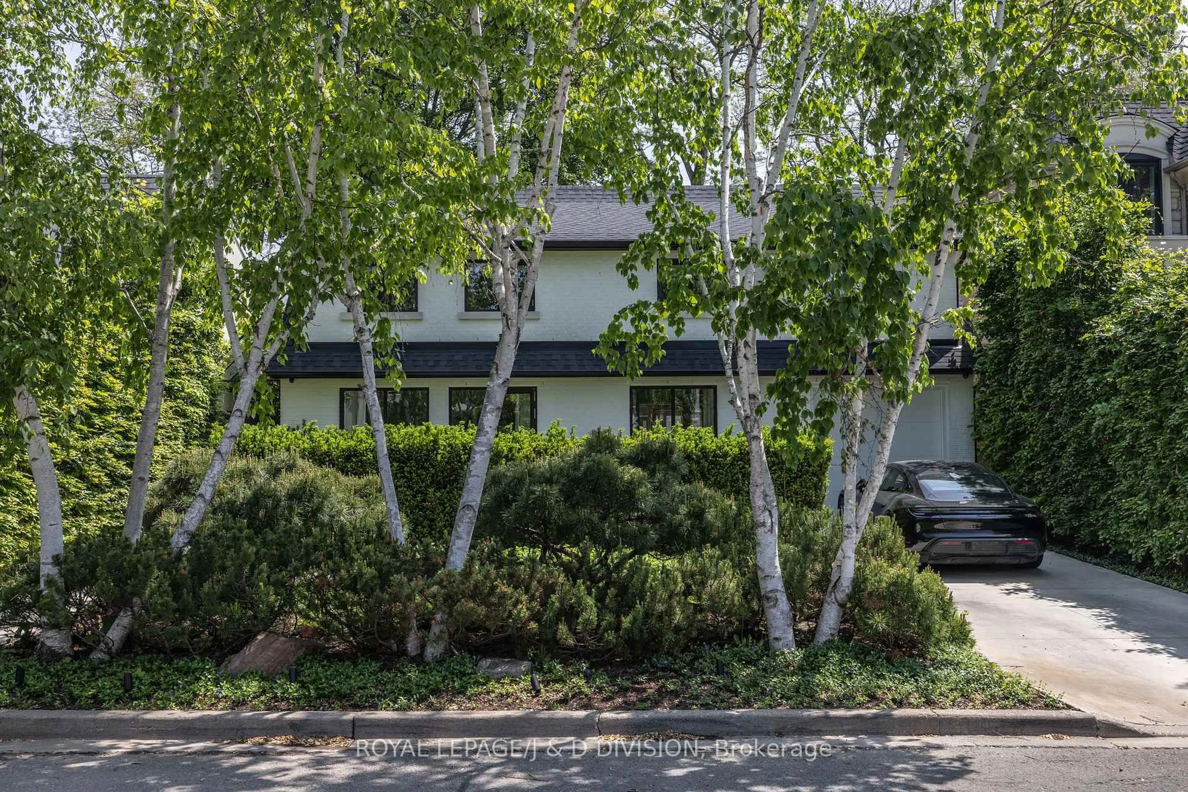 Unknown for 43 Douglas Cres, Toronto Ontario M4W 2E6