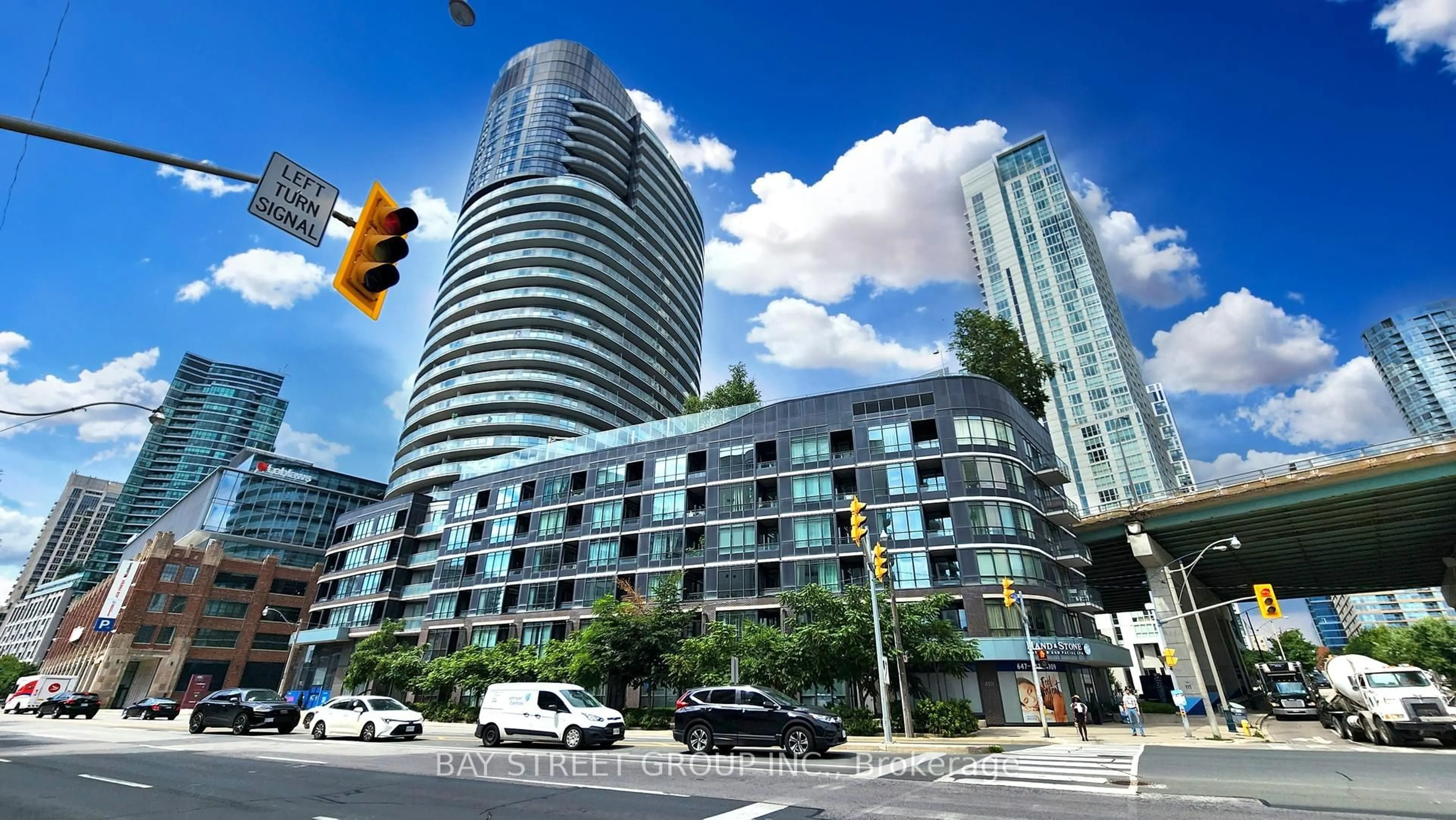 Unknown for 38 Dan Leckie Way #2015, Toronto Ontario M5V 2V6