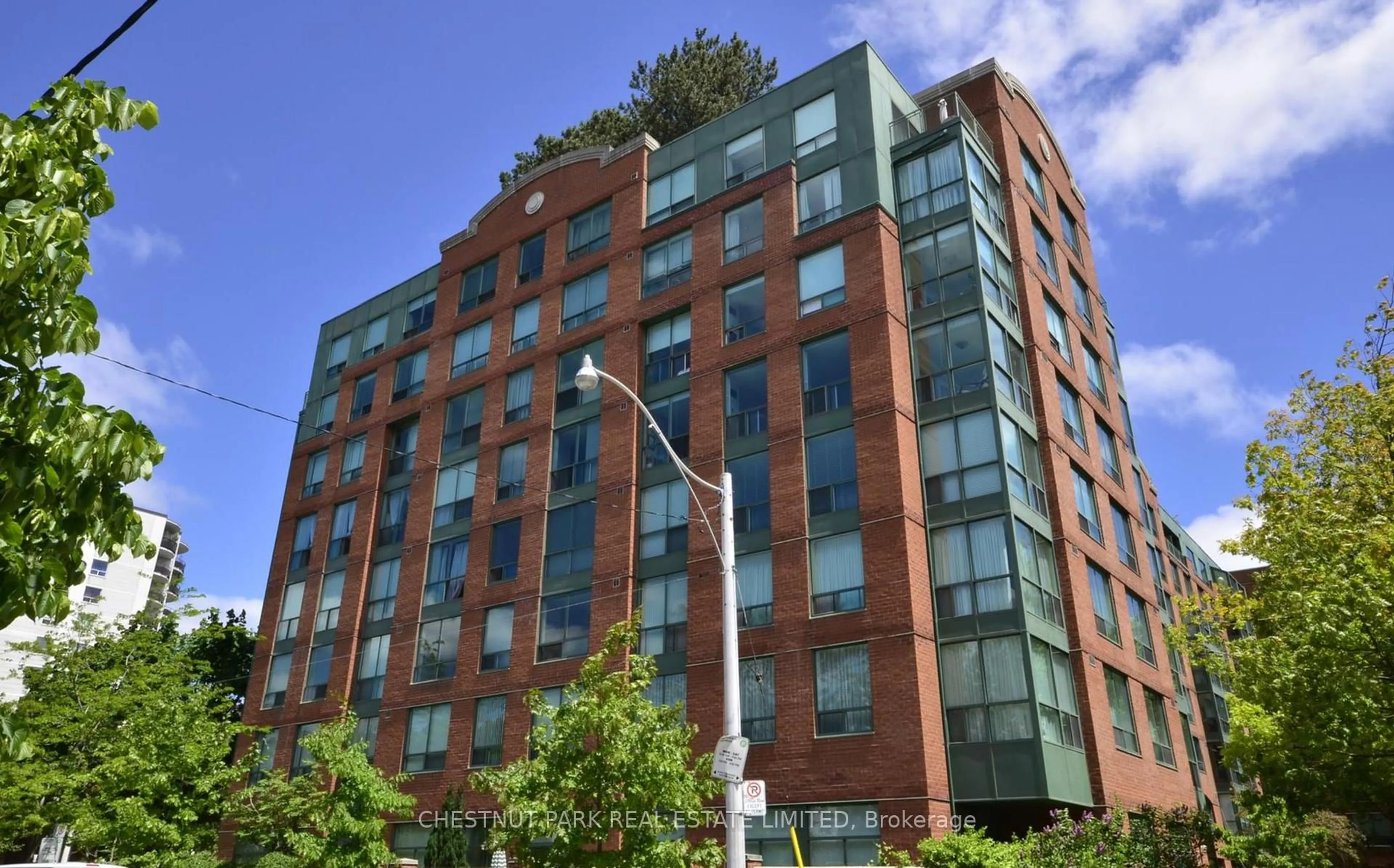 Home with brick exterior material, building for 95 Prince Arthur Ave #522, Toronto Ontario M5R 3P6