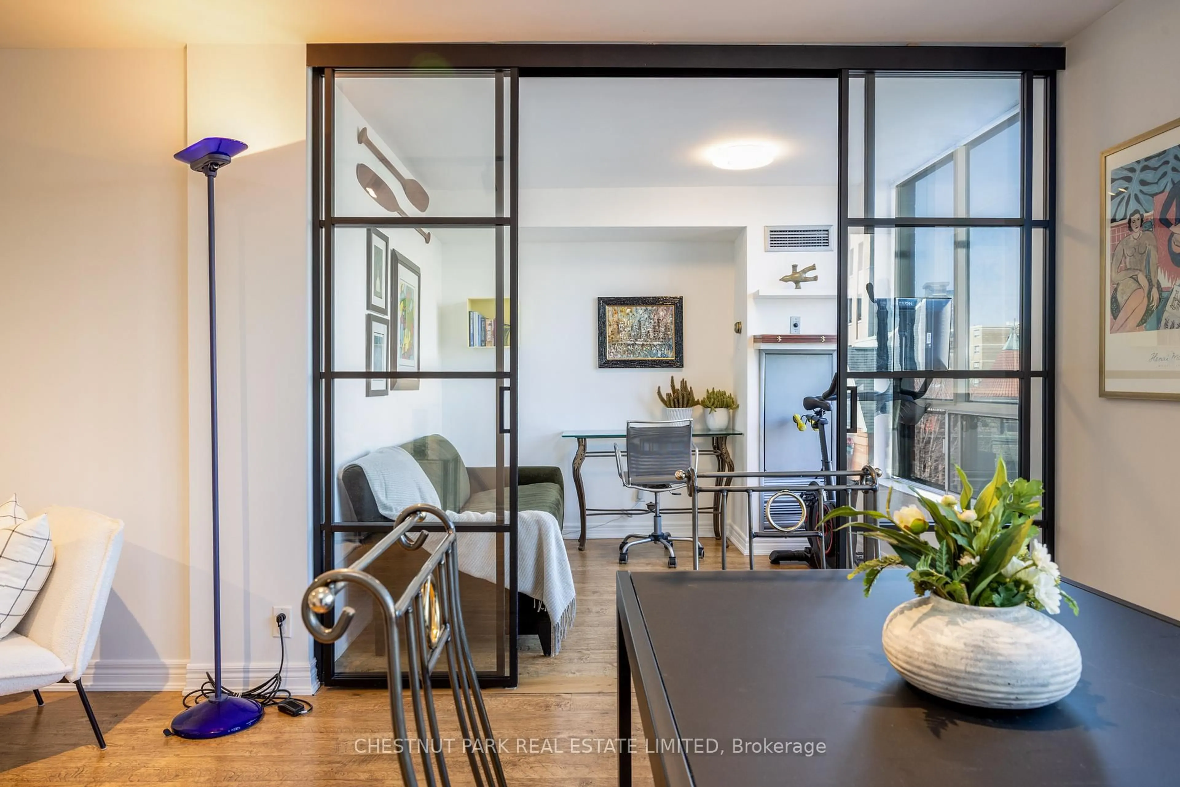Dining room, unknown for 95 Prince Arthur Ave #522, Toronto Ontario M5R 3P6