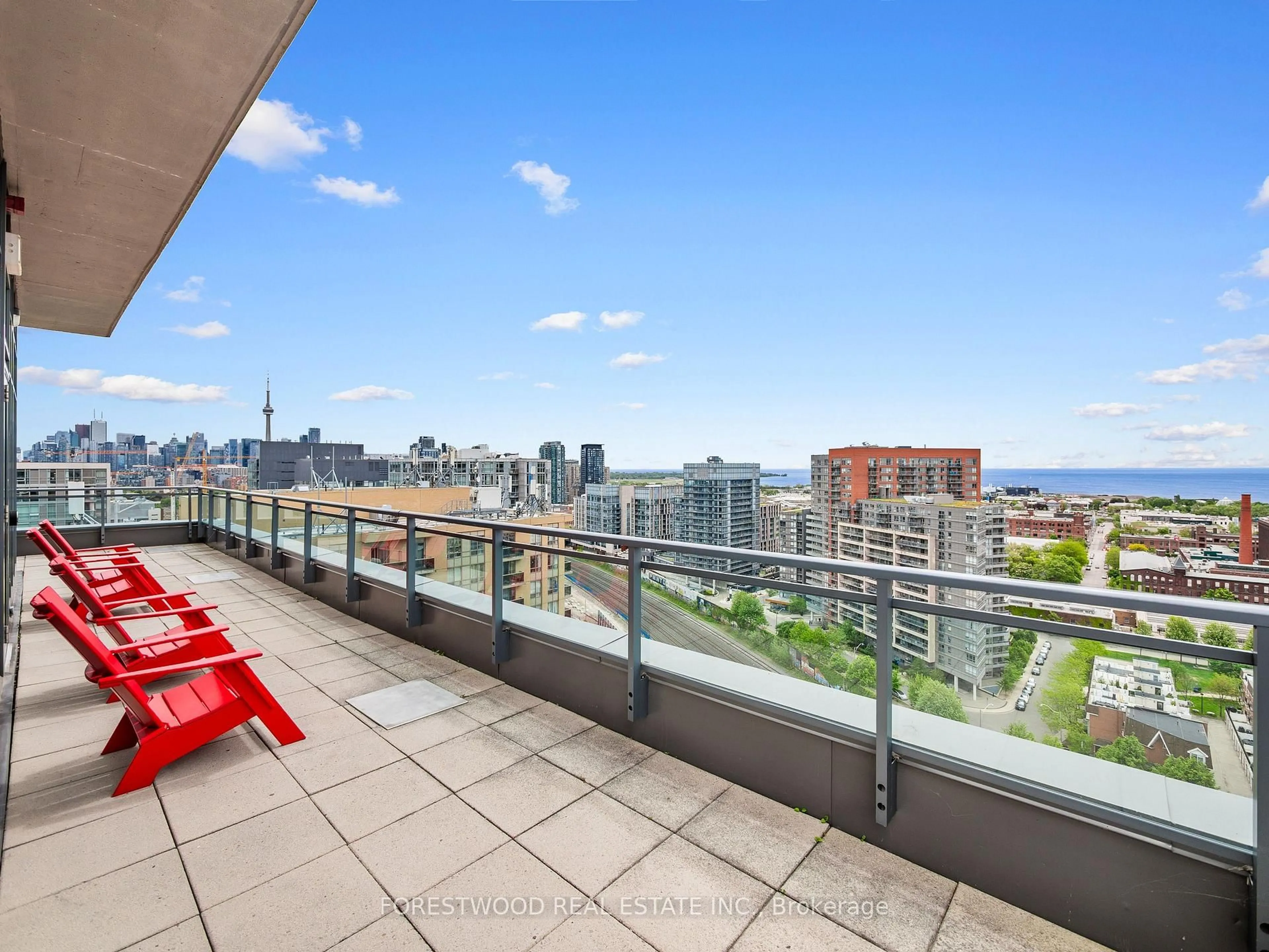 Balcony in the apartment, city buildings view from balcony for 1171 Queen St #PH04, Toronto Ontario M6J 0A5