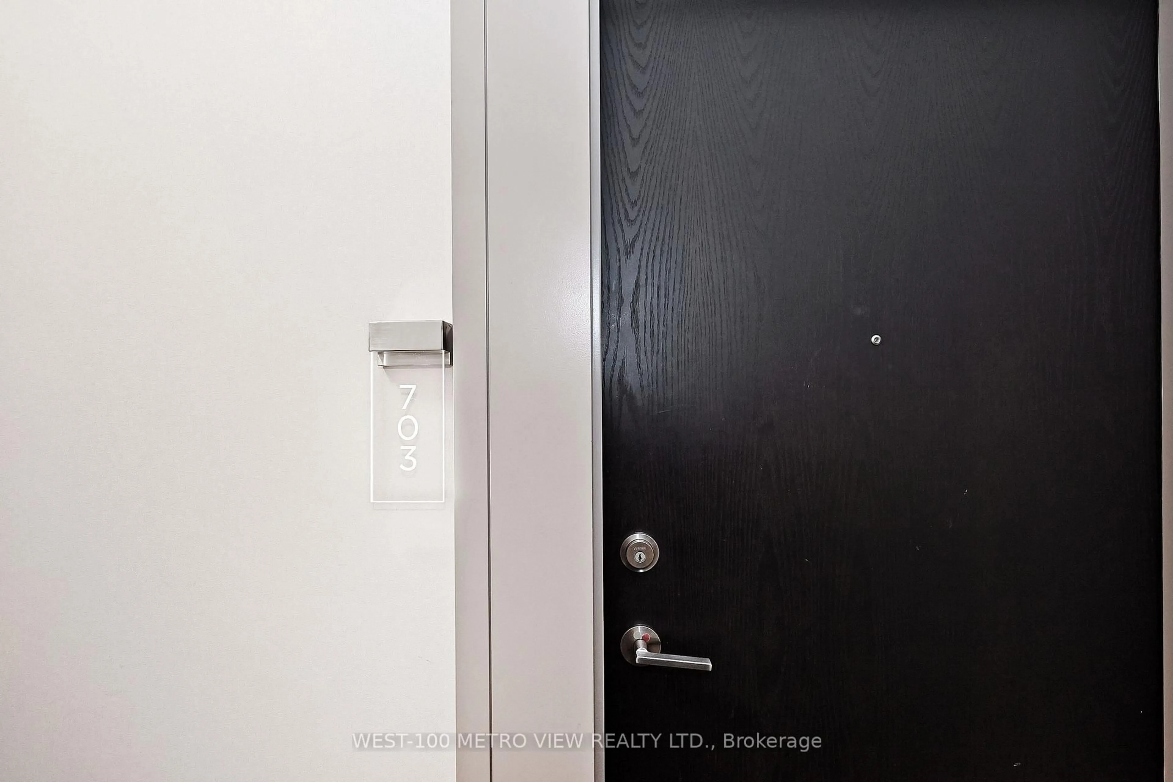 Unknown for 200 Sackville St #703, Toronto Ontario M5A 0C4