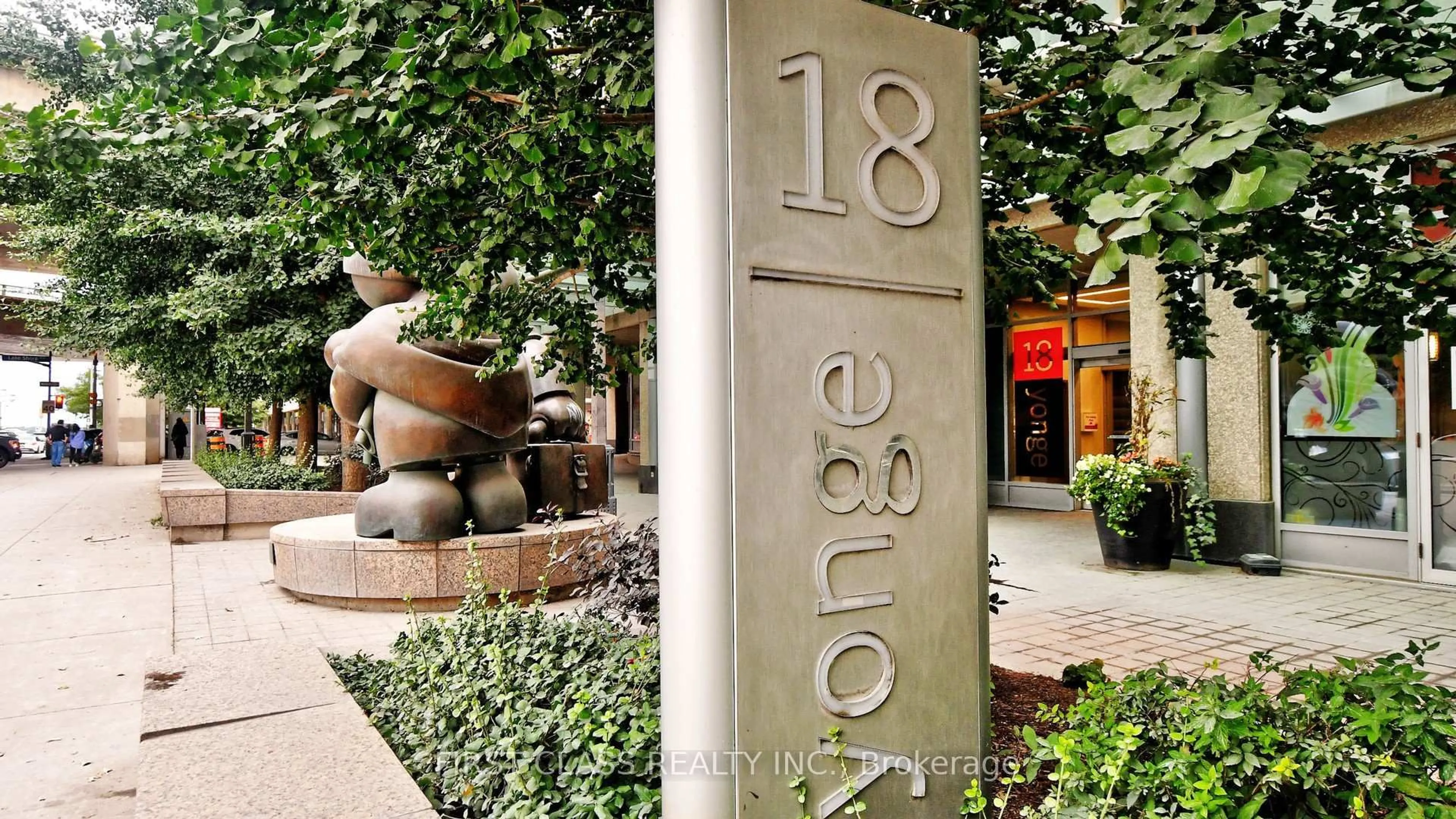 Unknown for 18 Yonge St #2204, Toronto Ontario M5E 1Z8