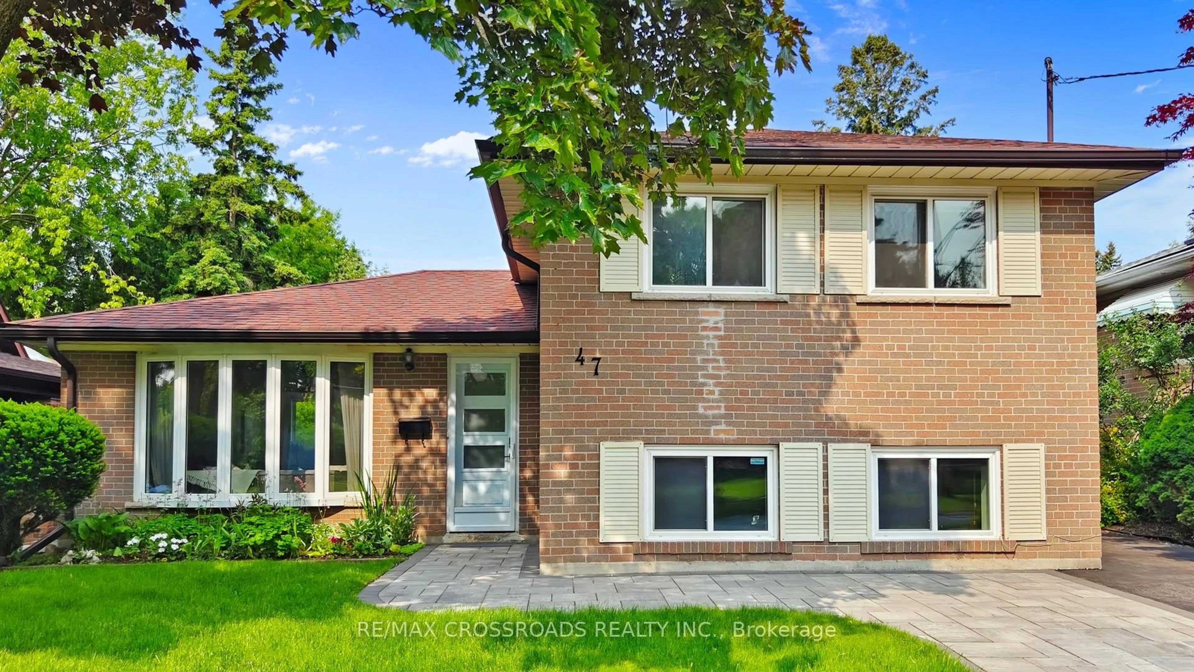 Home with brick exterior material, street for 47 Flavian Cres, Toronto Ontario M2H 1V8