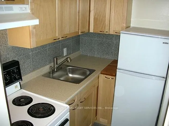 Additional property image - 72 Pembroke St