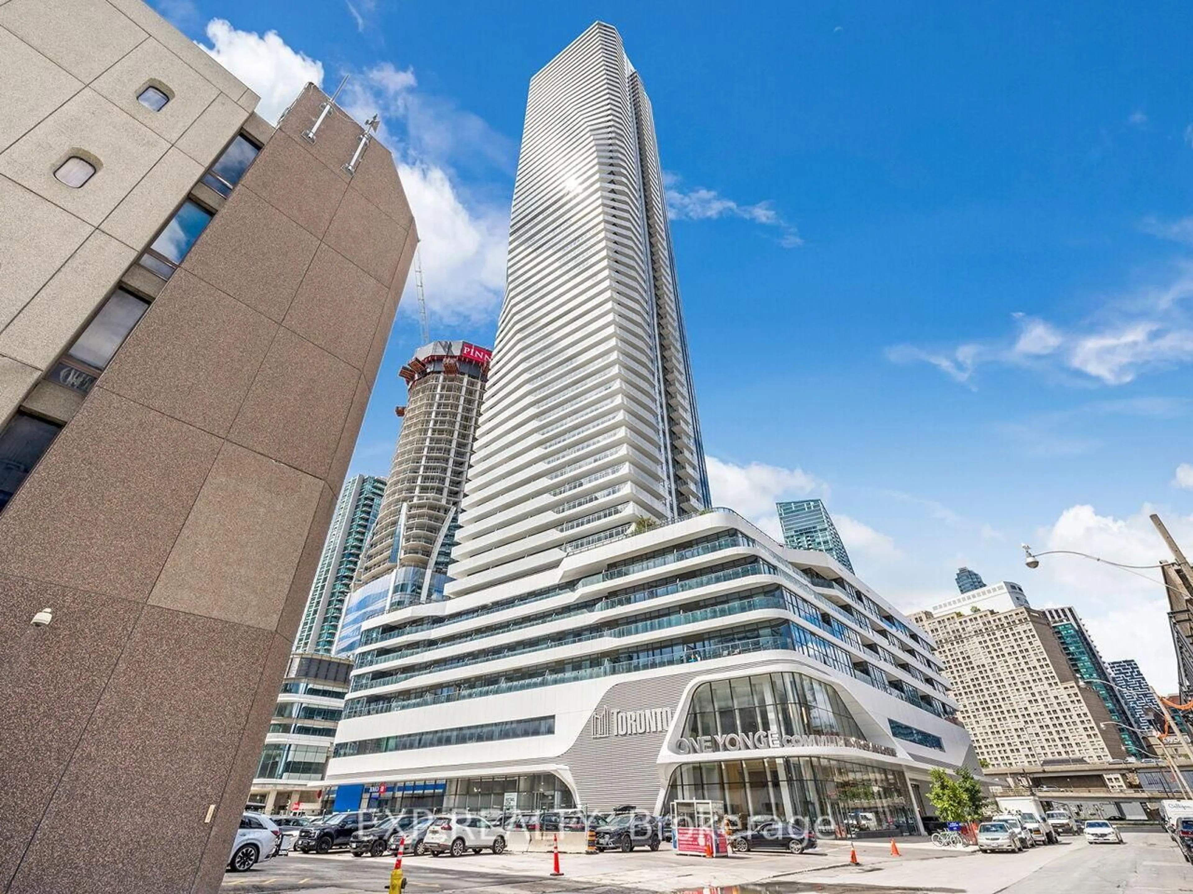 Indoor foyer for 28 Freeland St #4904, Toronto Ontario M5E 1L7